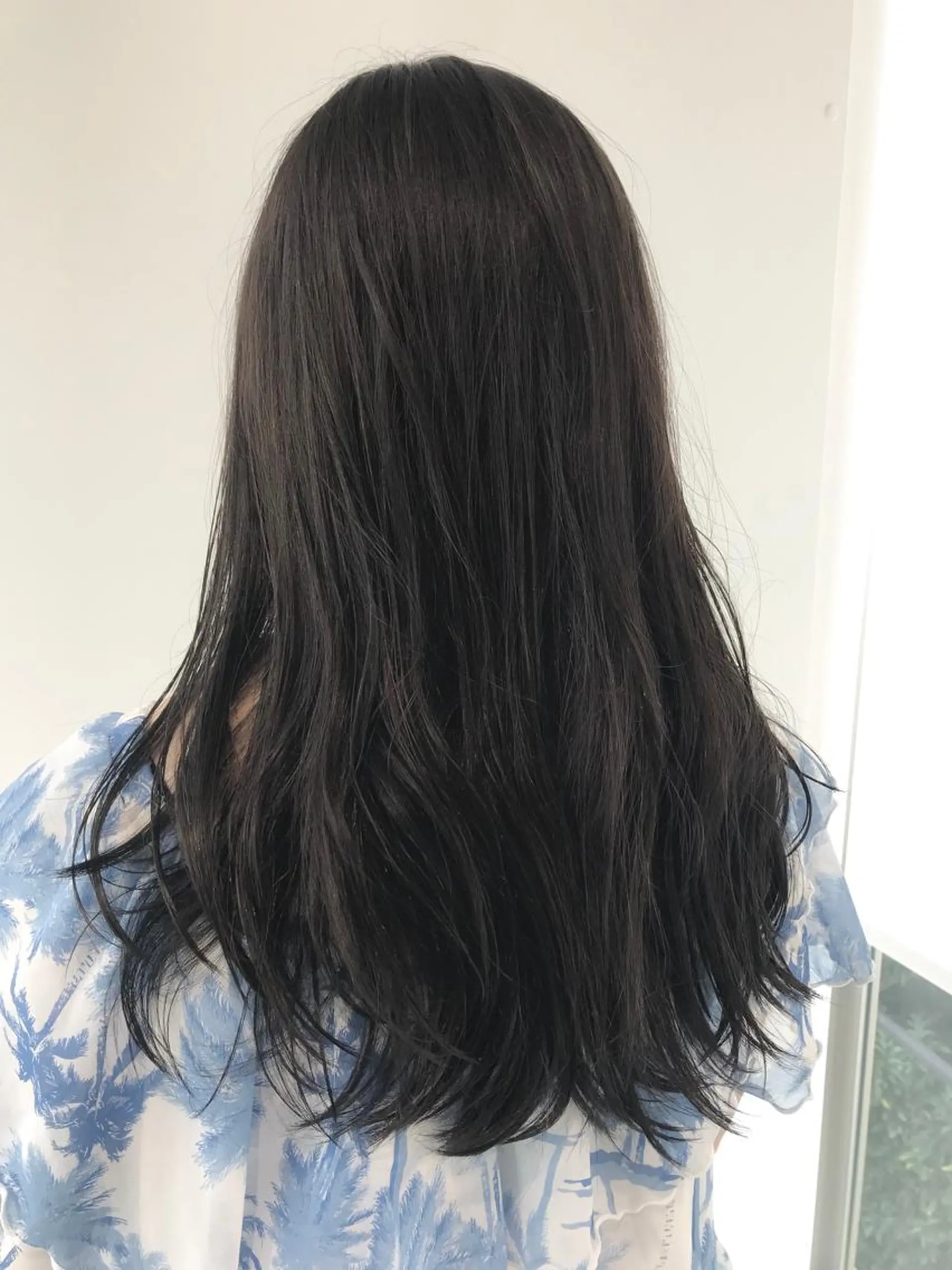 ロング カラー 神奈川大学最寄り白楽 三本松巧のヘアスタイル