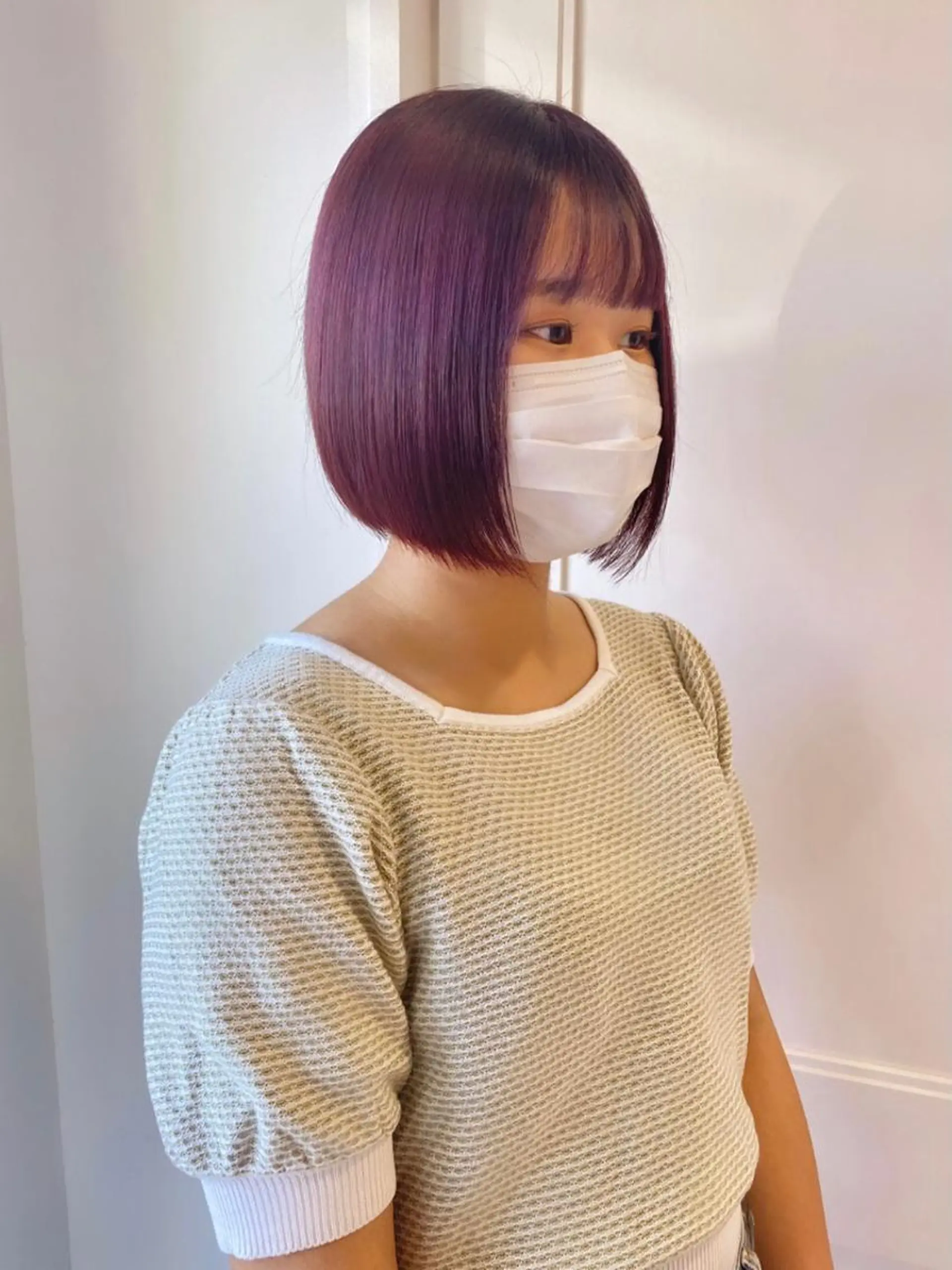 ショート カラー ブリーチ カシス 透明感カラー ピンクカラー Ayuna /透明感カラーのヘアスタイル