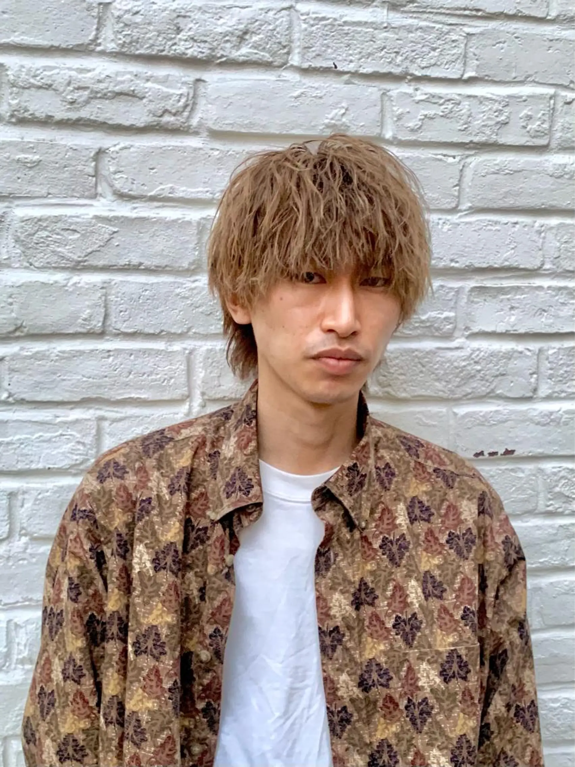 ショート カラー メンズ ベージュカラー グラデーションカラー カット ヘアカラー メンズ特化美容師/ 藤戸 椋のヘアスタイル