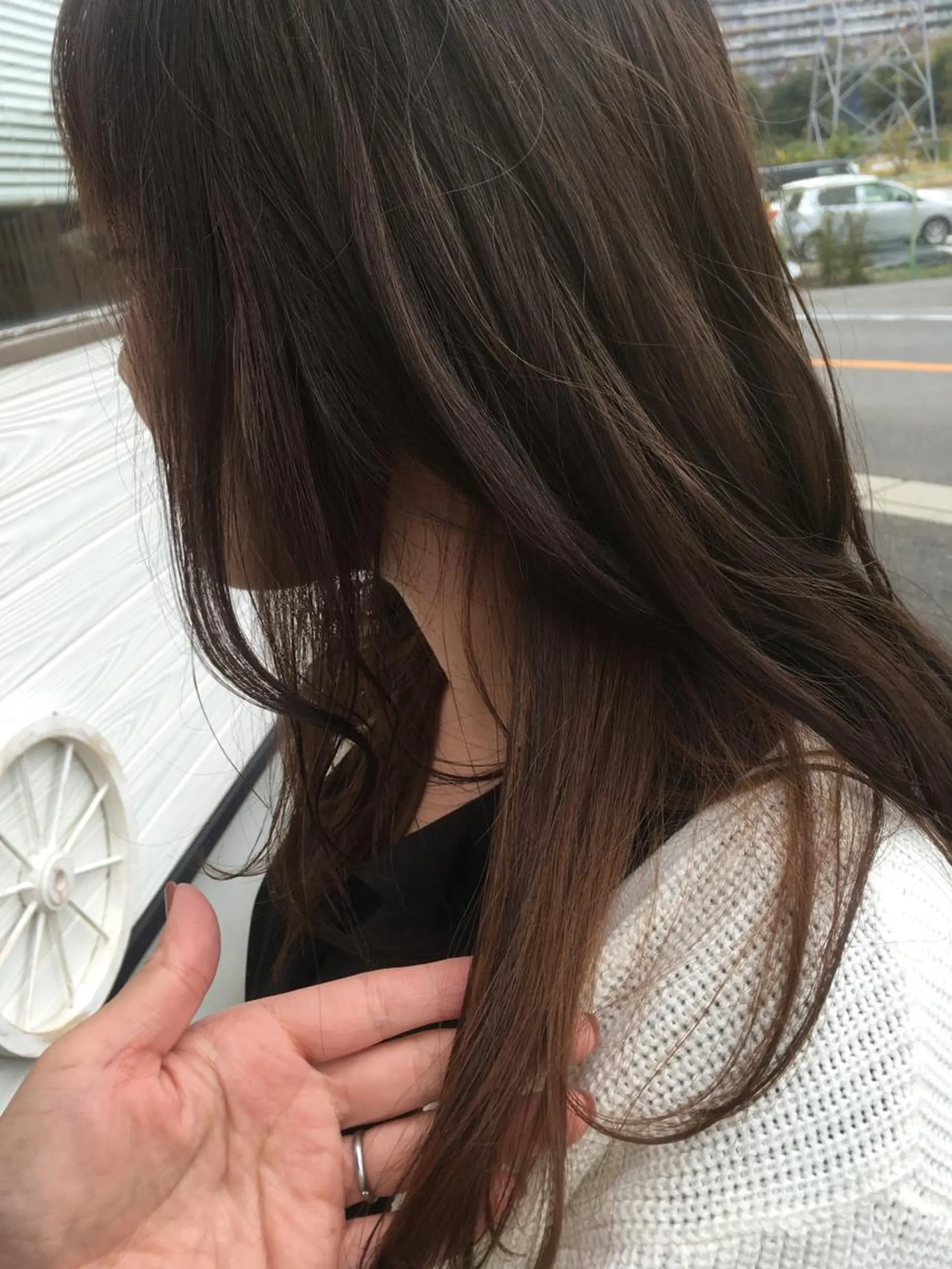 ミディアム ビヨウシツトリコ よねたにみなのヘアスタイル