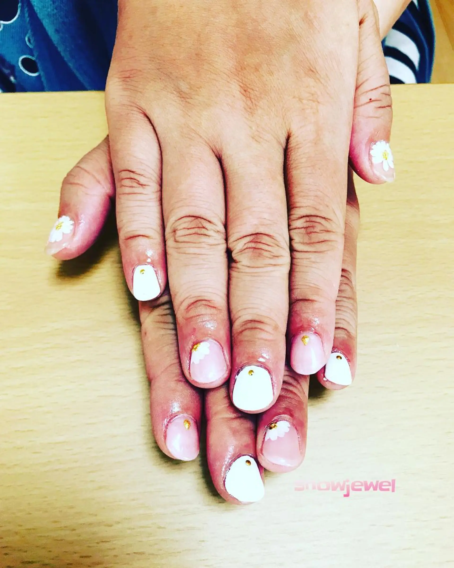 ネイル アートネイル ジェルネイル nail snowjewelのネイルデザイン