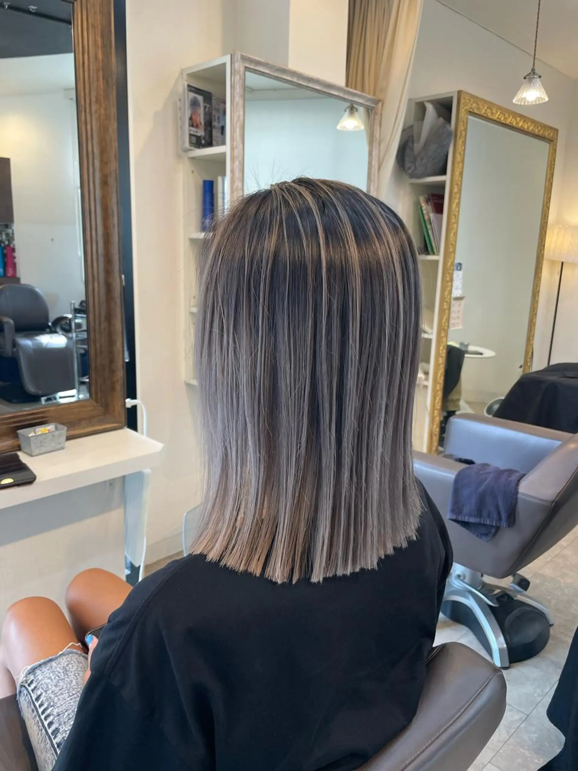 ミディアム AWANIKO 浦添店のヘアスタイル