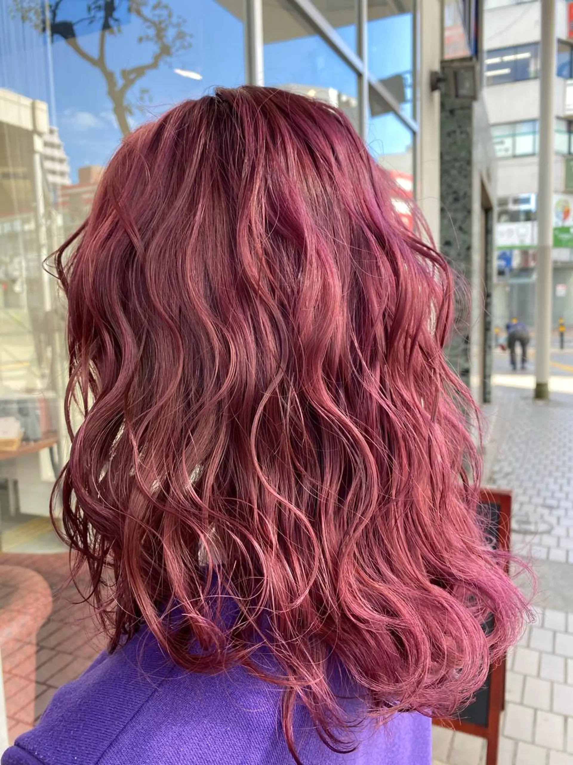 ミディアム カラー ピンクカラー ヘアカラー デザインカラー✨新倉 佑奈のヘアスタイル