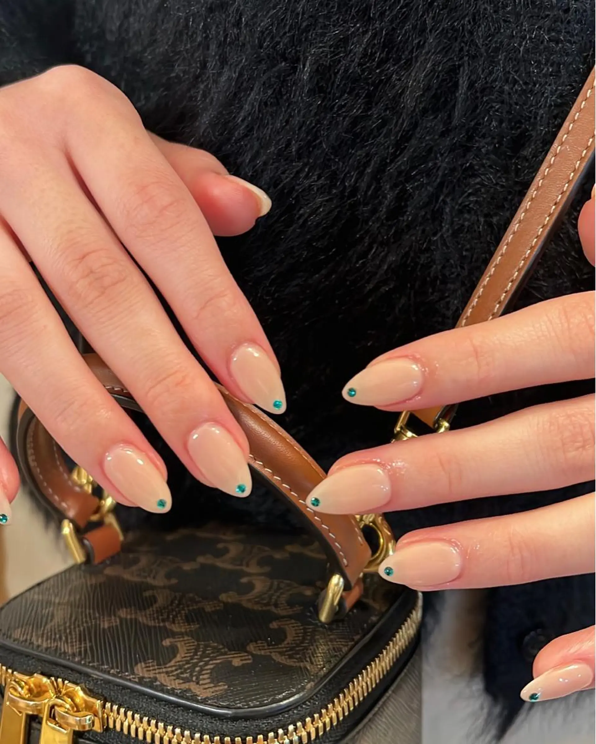 ネイル ハンドネイル フットネイル ハンドケア Miyagi Asamiのネイルデザイン