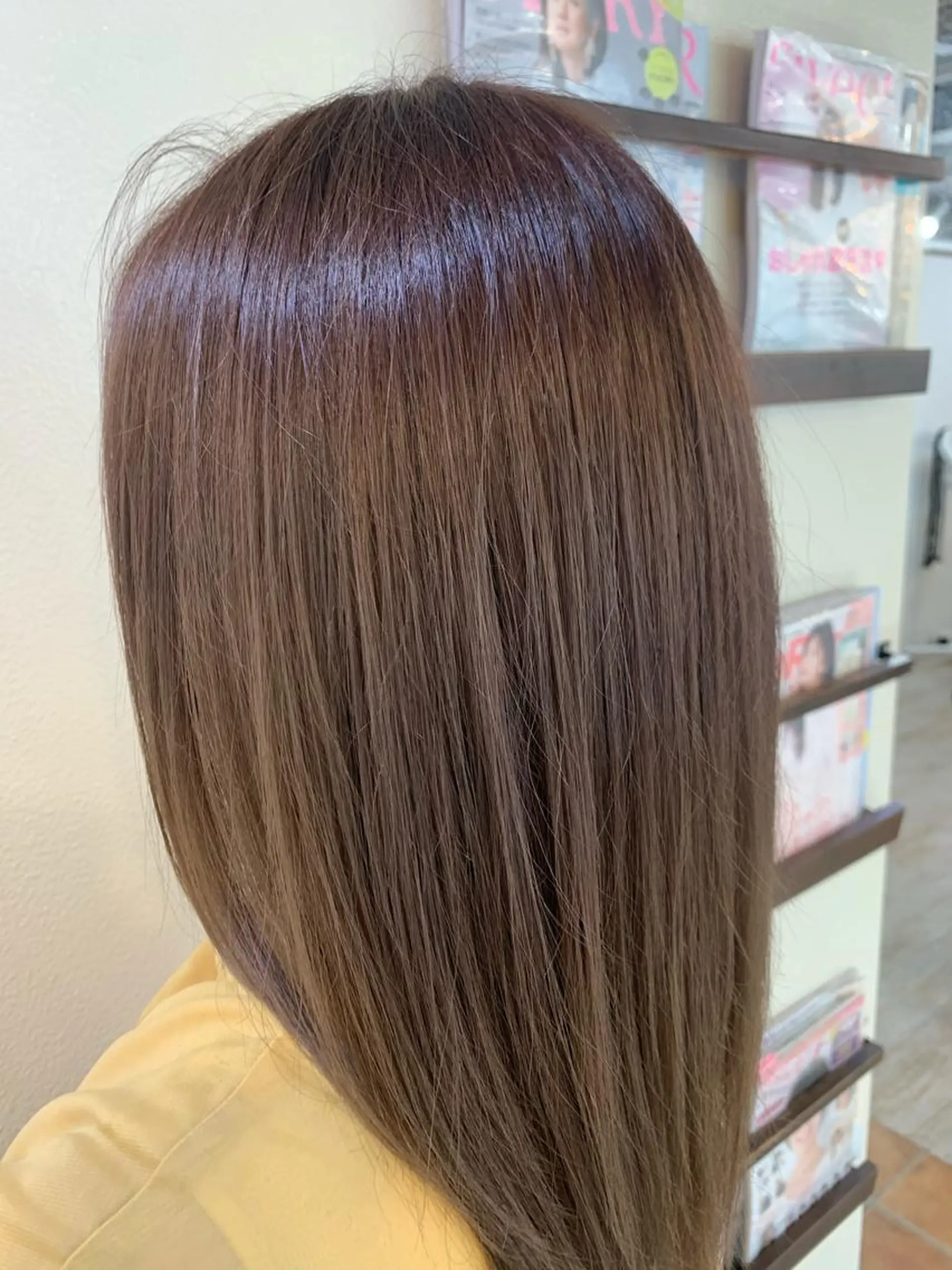 ミディアム カラー 透明感カラー 須田 ゆかりのヘアスタイル