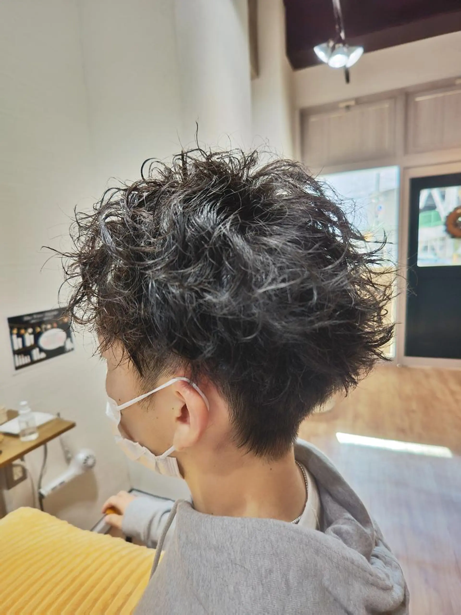 ショート パーマ 鶴田 連のヘアスタイル