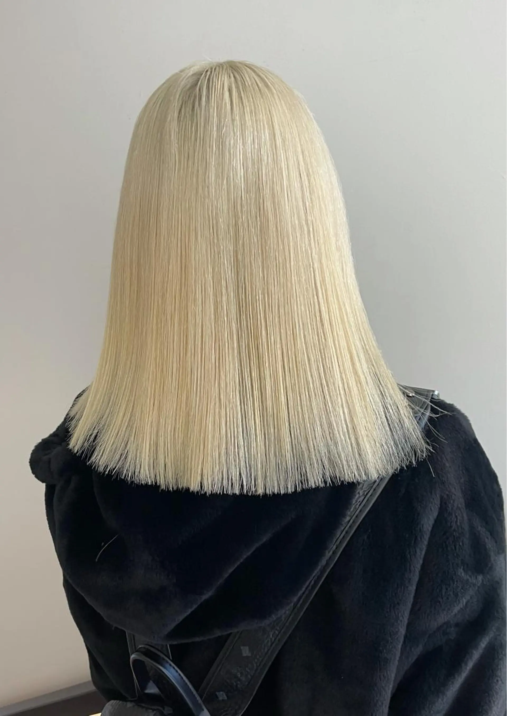 トリートメント 🎀ボブ＋ハイトーン シュカ👶🏻のヘアスタイル