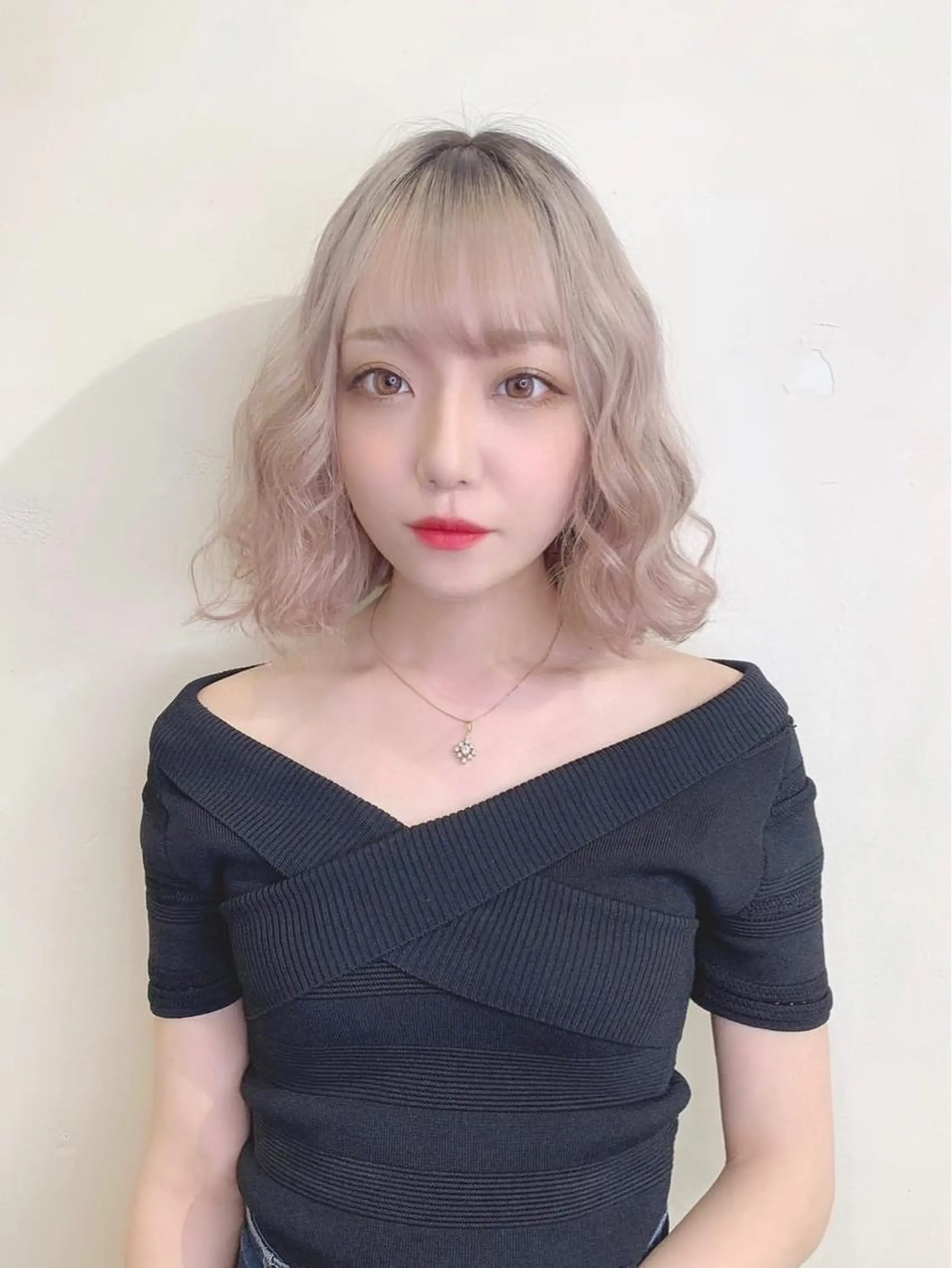 ミディアム カラー ベージュカラー グラデーションカラー ハイライトカラー ホワイトベージュ ハイライト JIL BLAN千葉 代表　Toshikiのヘアスタイル