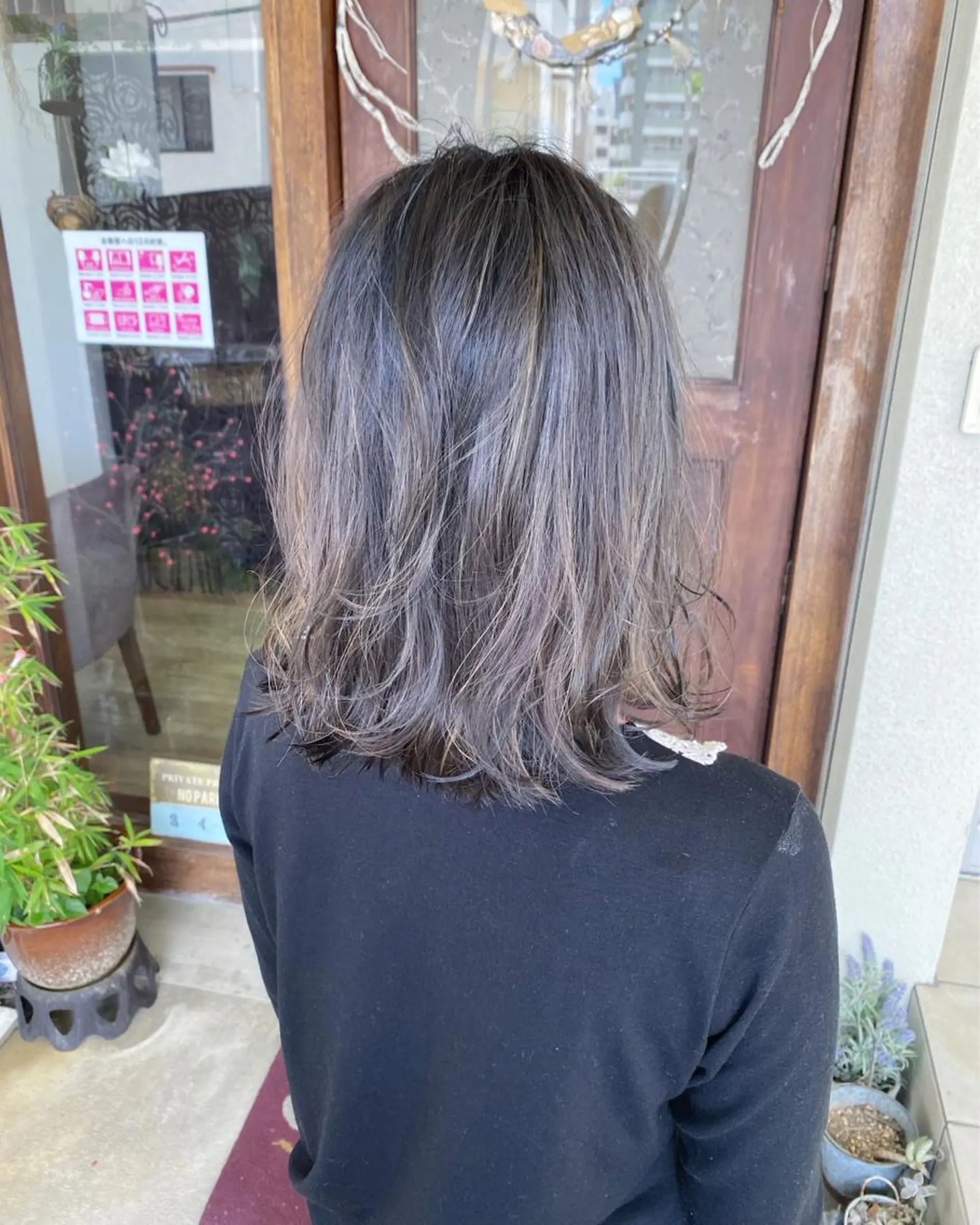 ミディアム カラー グラデーションカラー ハイライトカラー ハイライト カット ヘアカラー grand juteのヘアスタイル