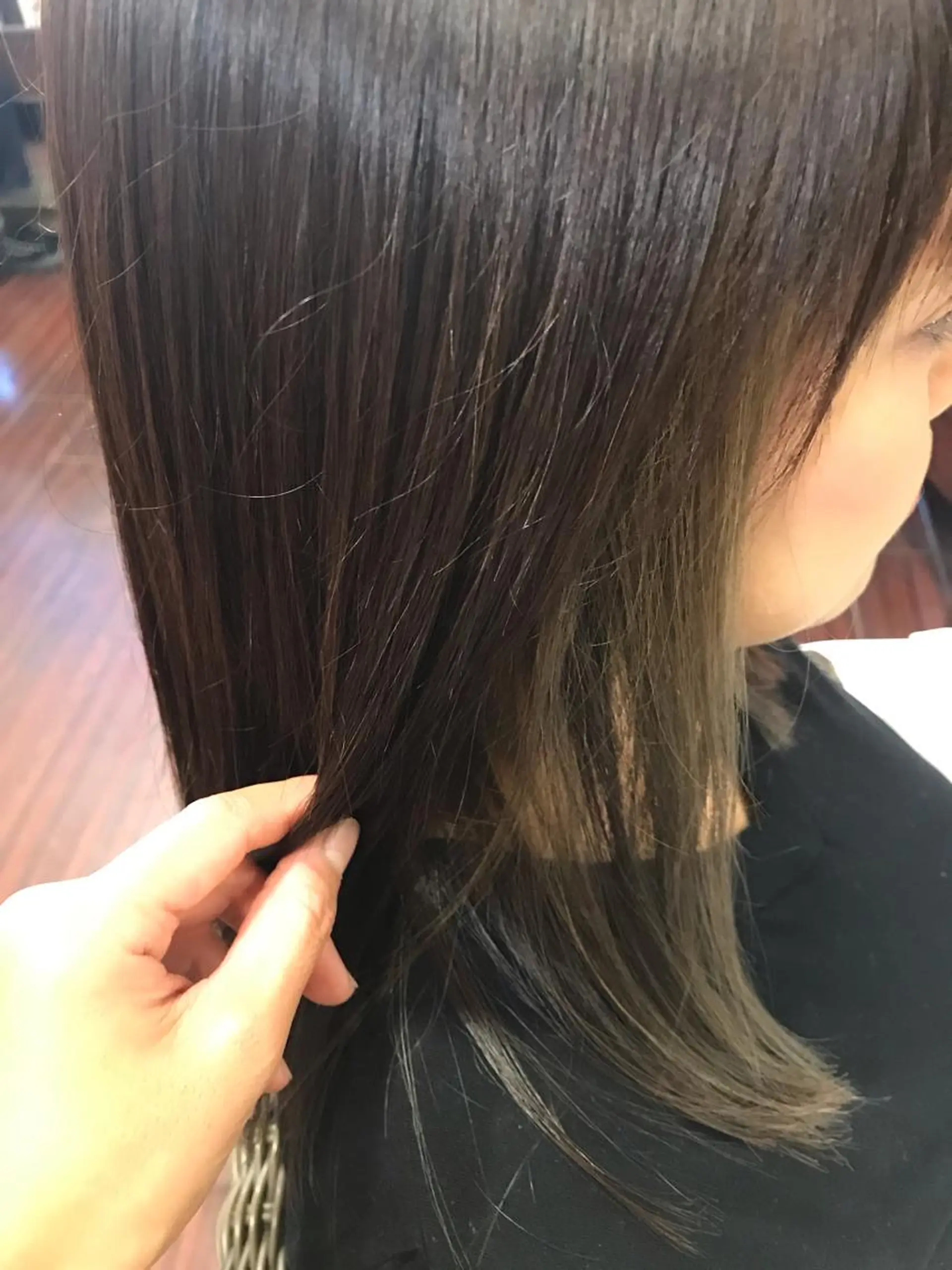 ミディアム カラー イヤリングカラー ママ美容師 ＊ヒマワリのヘアスタイル