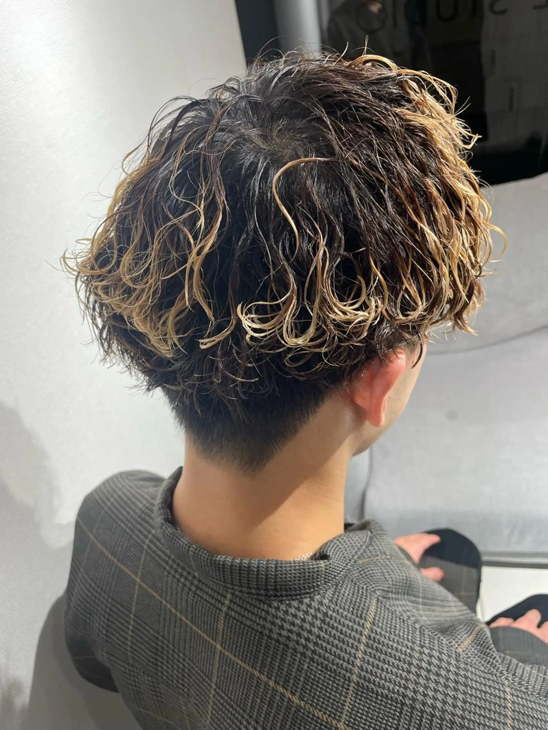 パーマ メンズ カット パーマ 大阪メンズ 美容師井上智博のヘアスタイル