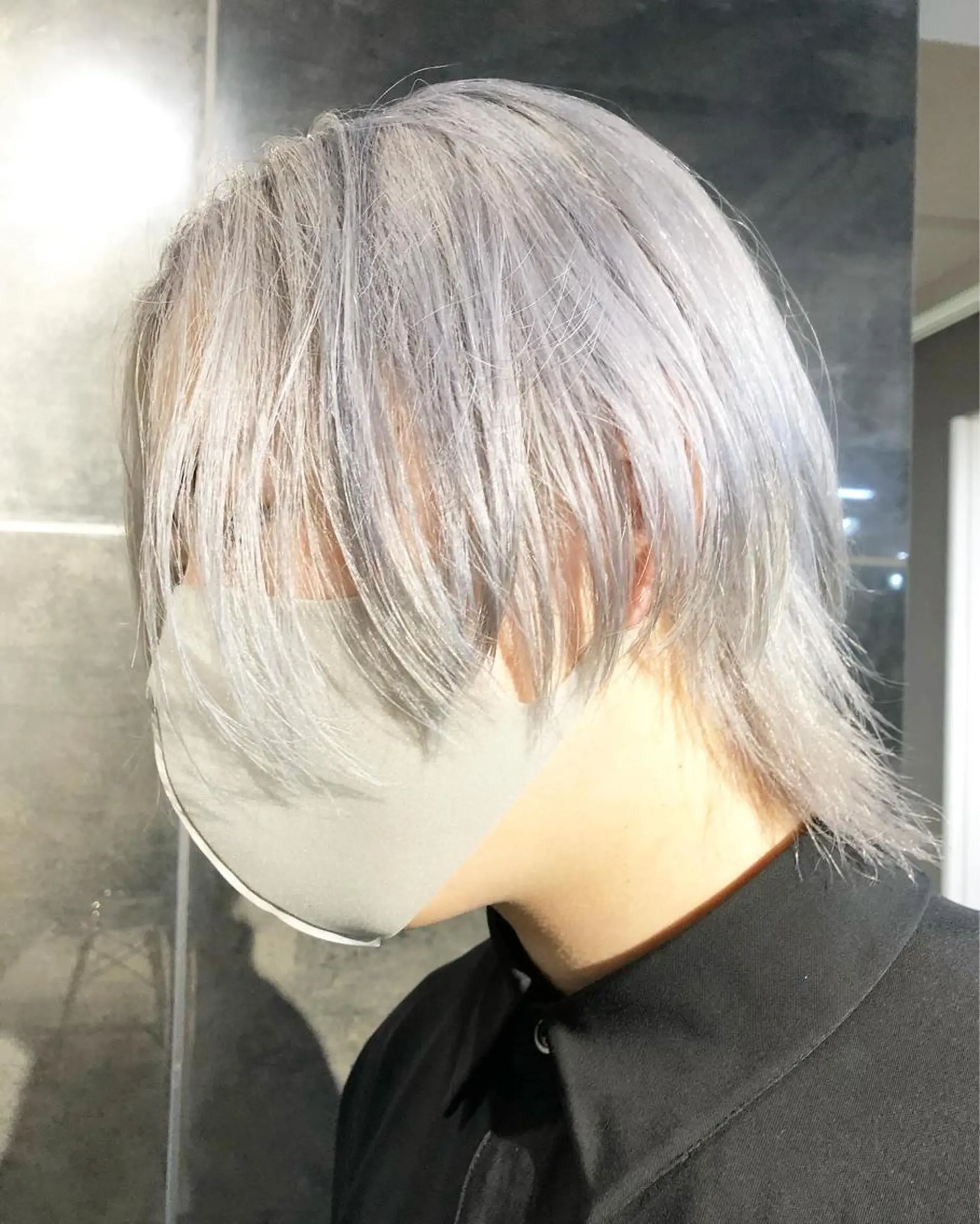 カラー ヘアアレンジ メンズ メンズブリーチ ブリーチ シルバー ホワイトシルバー カット ヘアカラー トリートメント ヘアセット メンズ特化✂️栗原 侑也のヘアスタイル