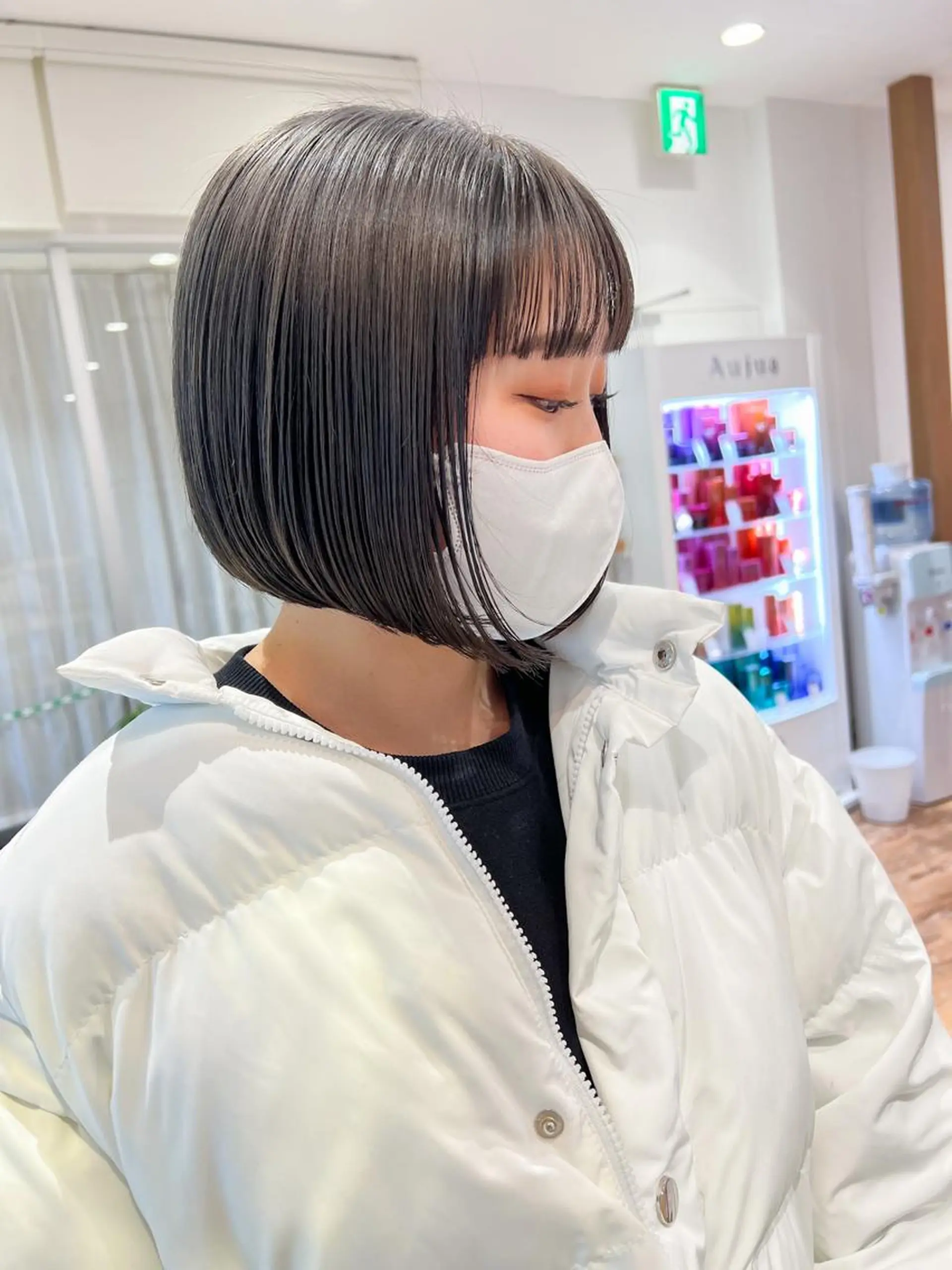 ショート カラー marble by KENJEのヘアスタイル