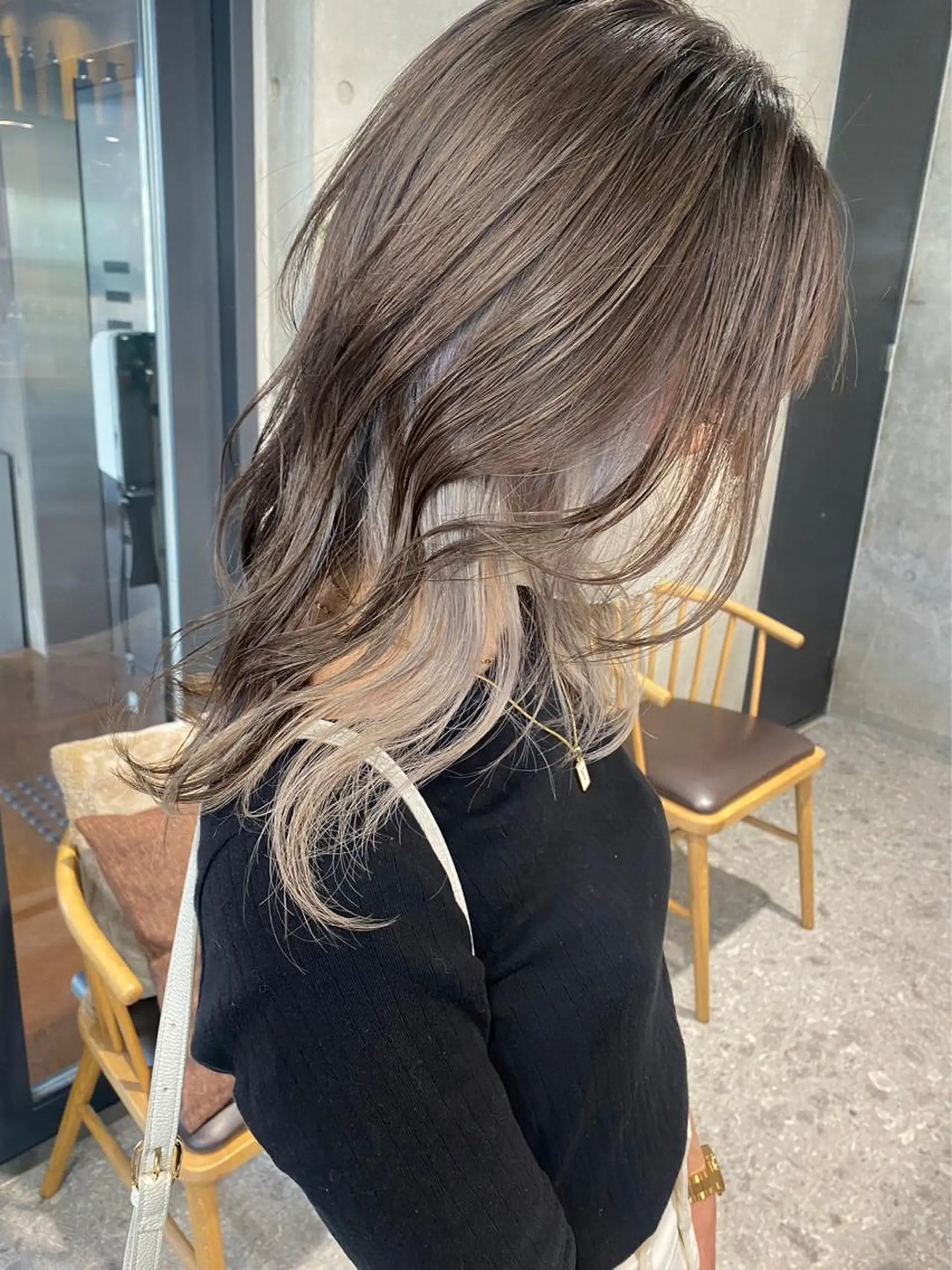 セミロング ︎🤎W color MIYU‎🤎のヘアスタイル