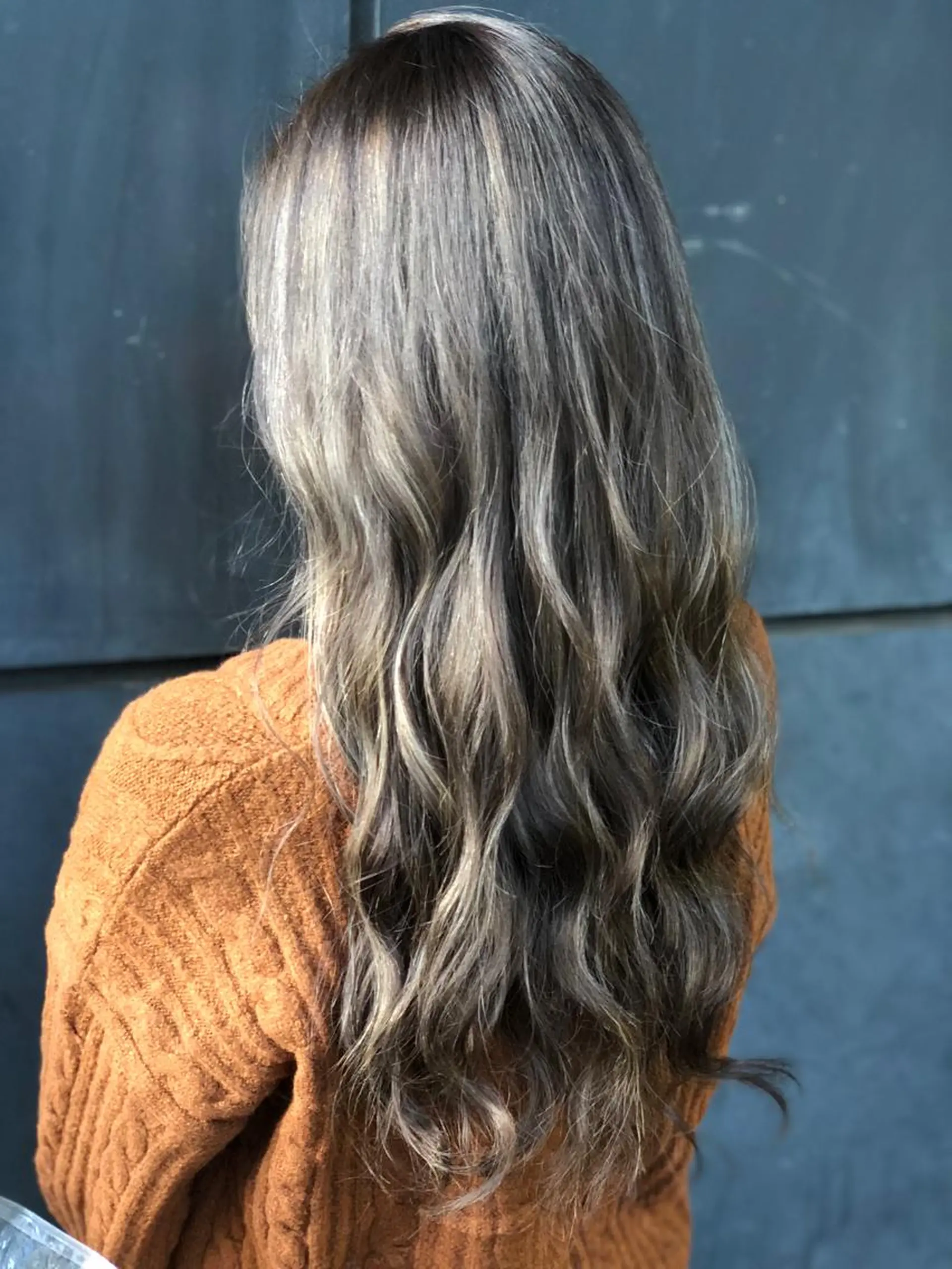 ロング カラー ヘアカラー LA KING GINZA TOKYO所属・🧡ショートの達人 🧡SHOのヘアスタイル