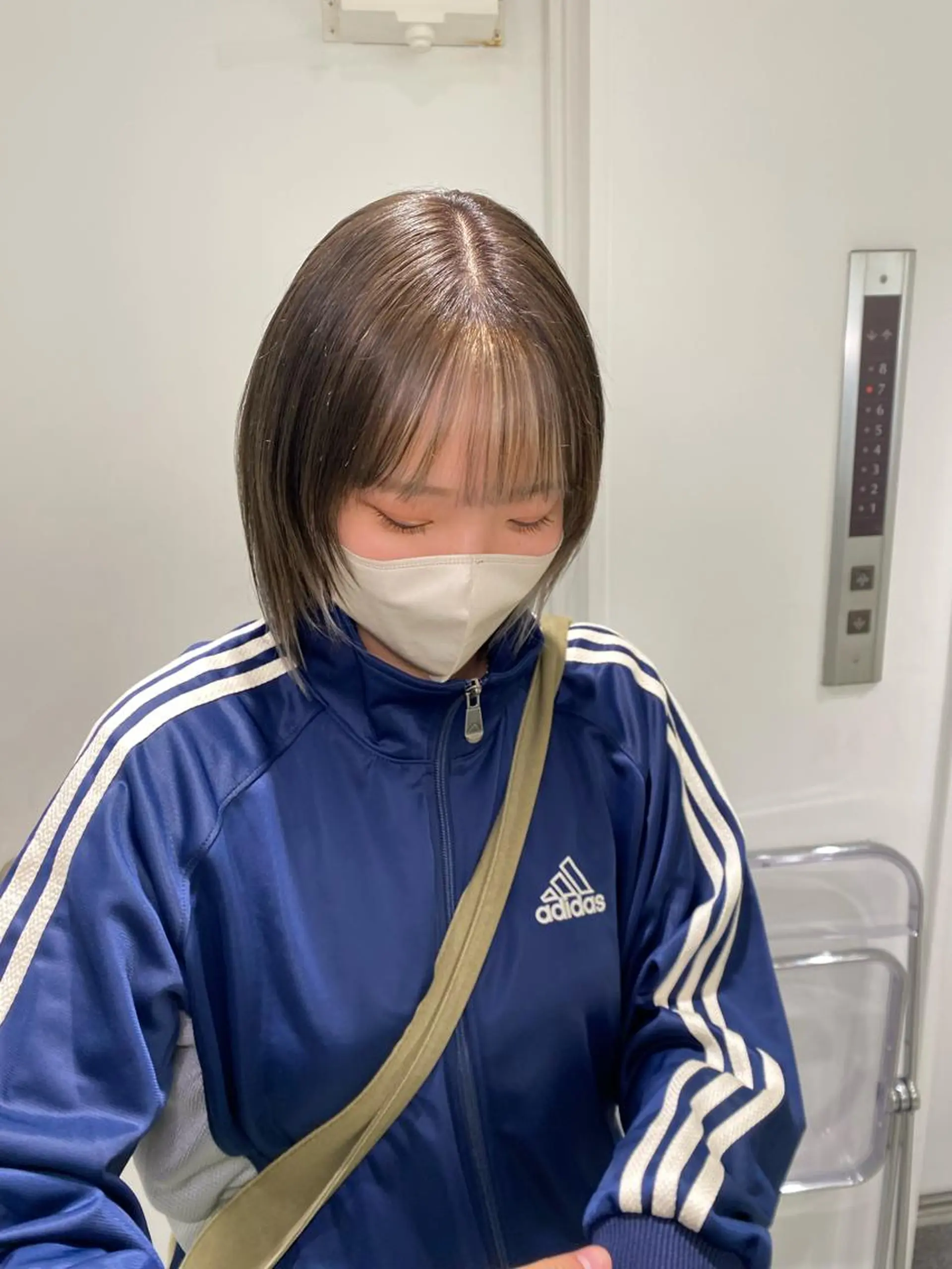 カラー イヤリングカラー kumon ayu ブリーチ/ハイトーンのヘアスタイル