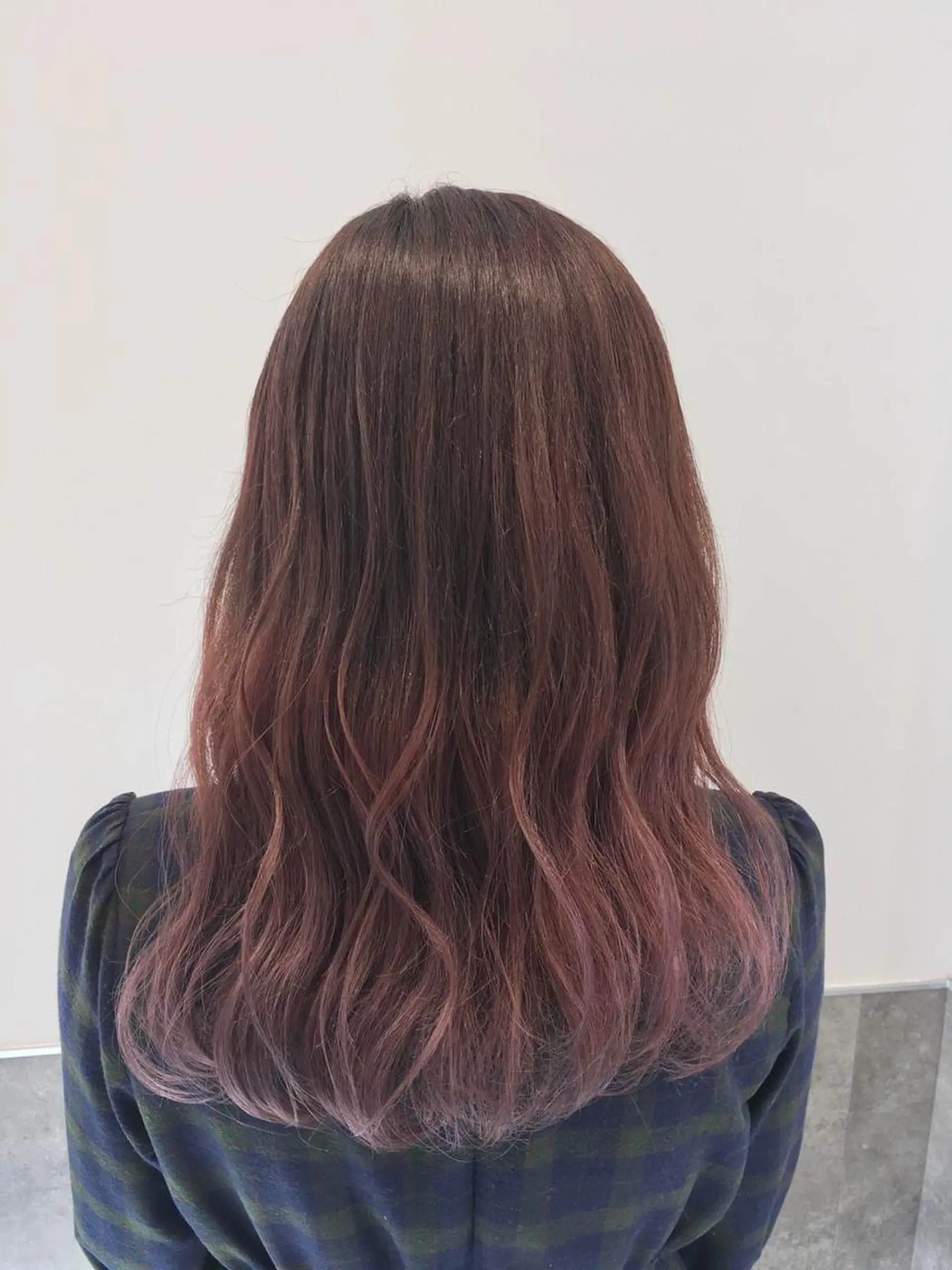 セミロング カラー ブリーチ グラデーションカラー ヘアカラー トリートメント ヘアセット yoshi ☆のヘアスタイル