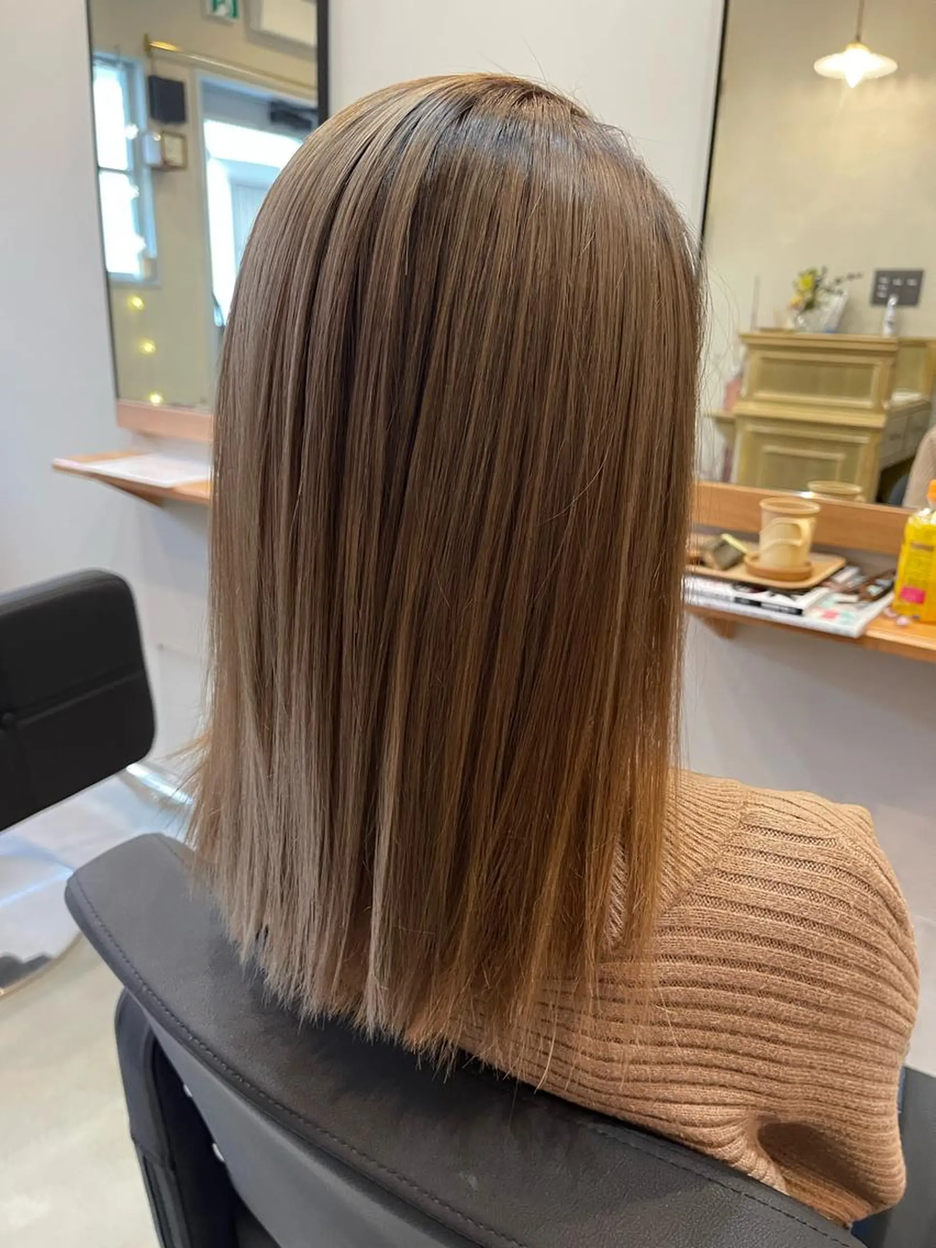 カラー nowhere ノーウェアのヘアスタイル