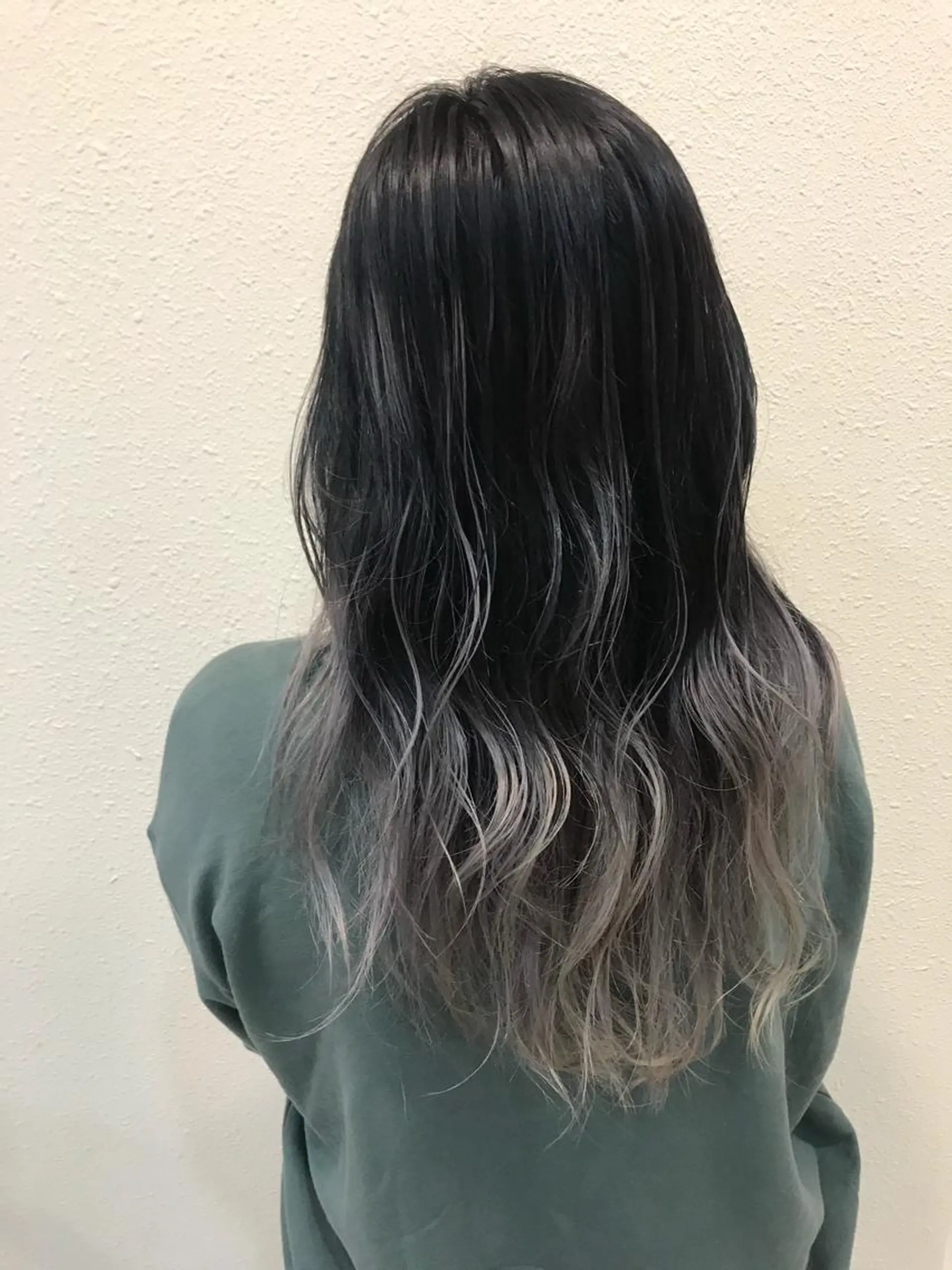 ロング 中川 茜里のヘアスタイル