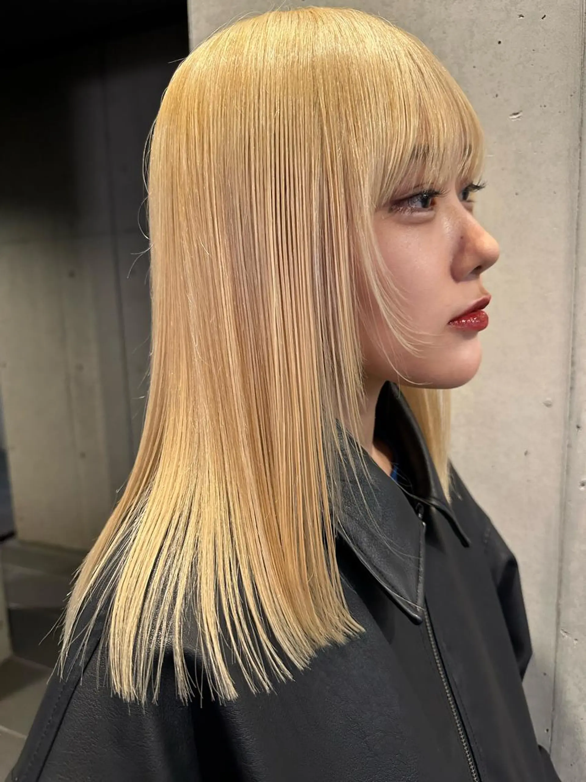 ミディアム カラー カット ヘアカラー トリートメント 似合わせウルフ/ レイヤー/山本祐輔のヘアスタイル