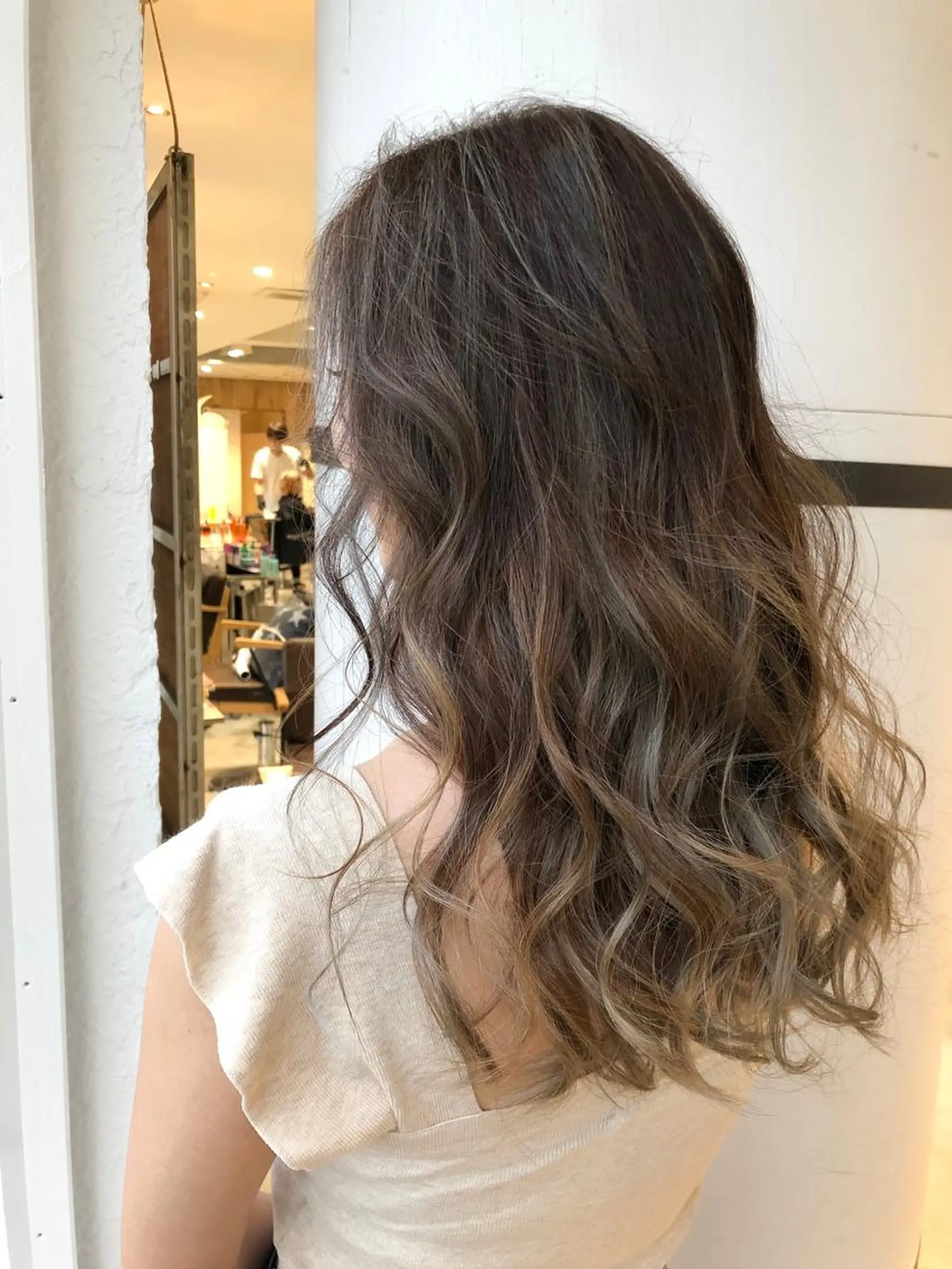 ロング カラー welring hair salonのヘアスタイル
