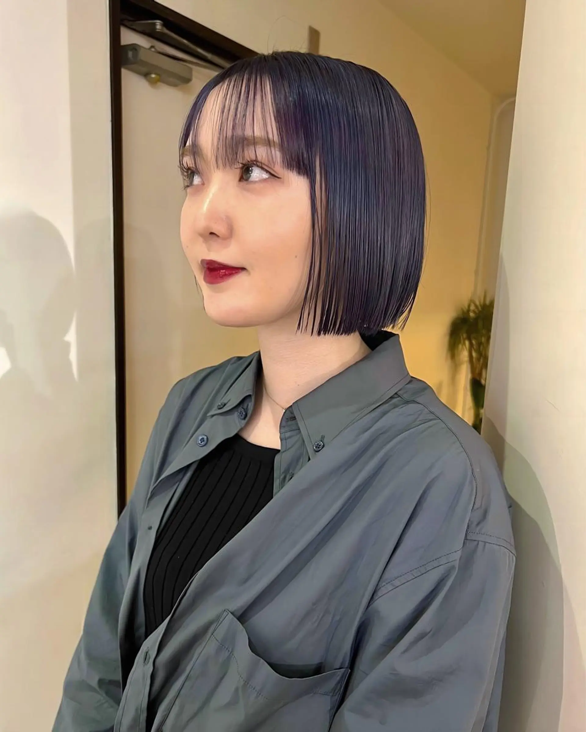 ショート カラー ハイトーンカラー ラベンダーカラー RAIMA ケアハイトーンのヘアスタイル