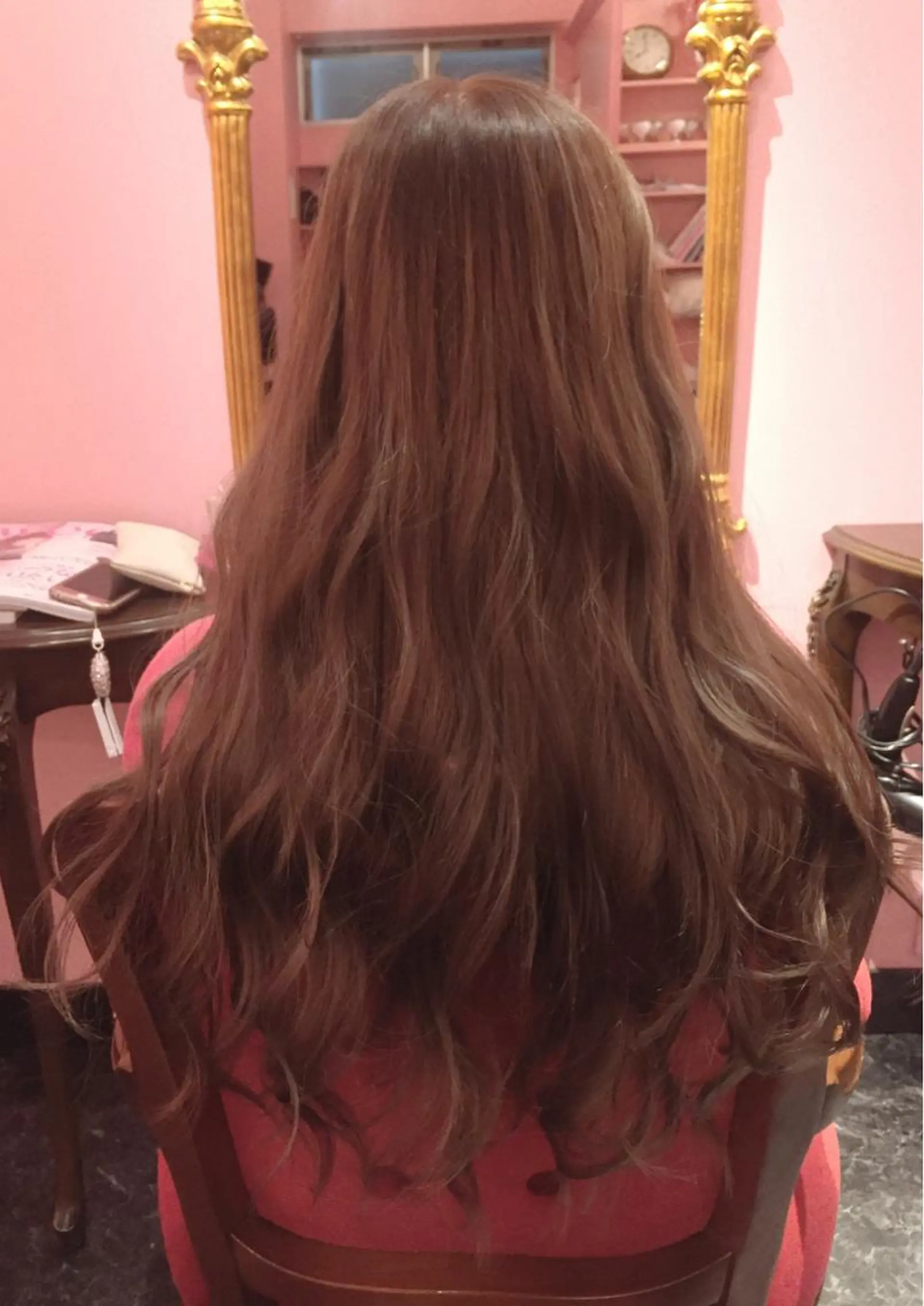 ロング カラー グレージュ ハイライトカラー ハイライト 櫻井 愛弓のヘアスタイル