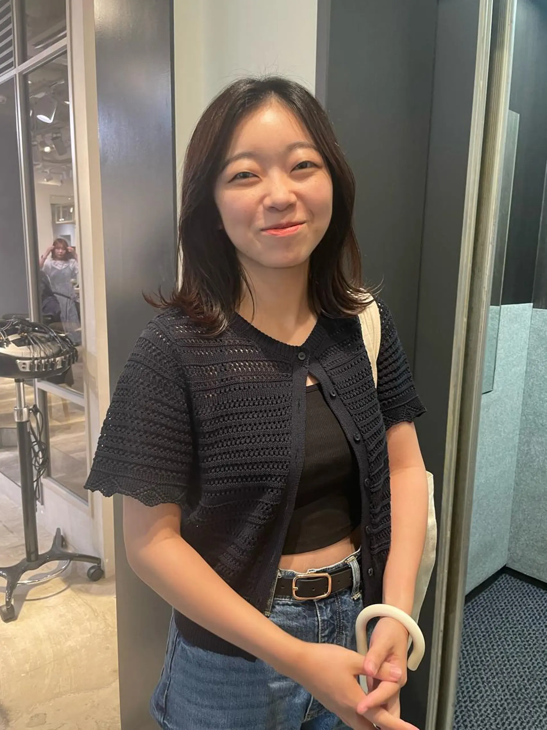 ミディアム レイヤーカット 斉藤 瑞恵のヘアスタイル