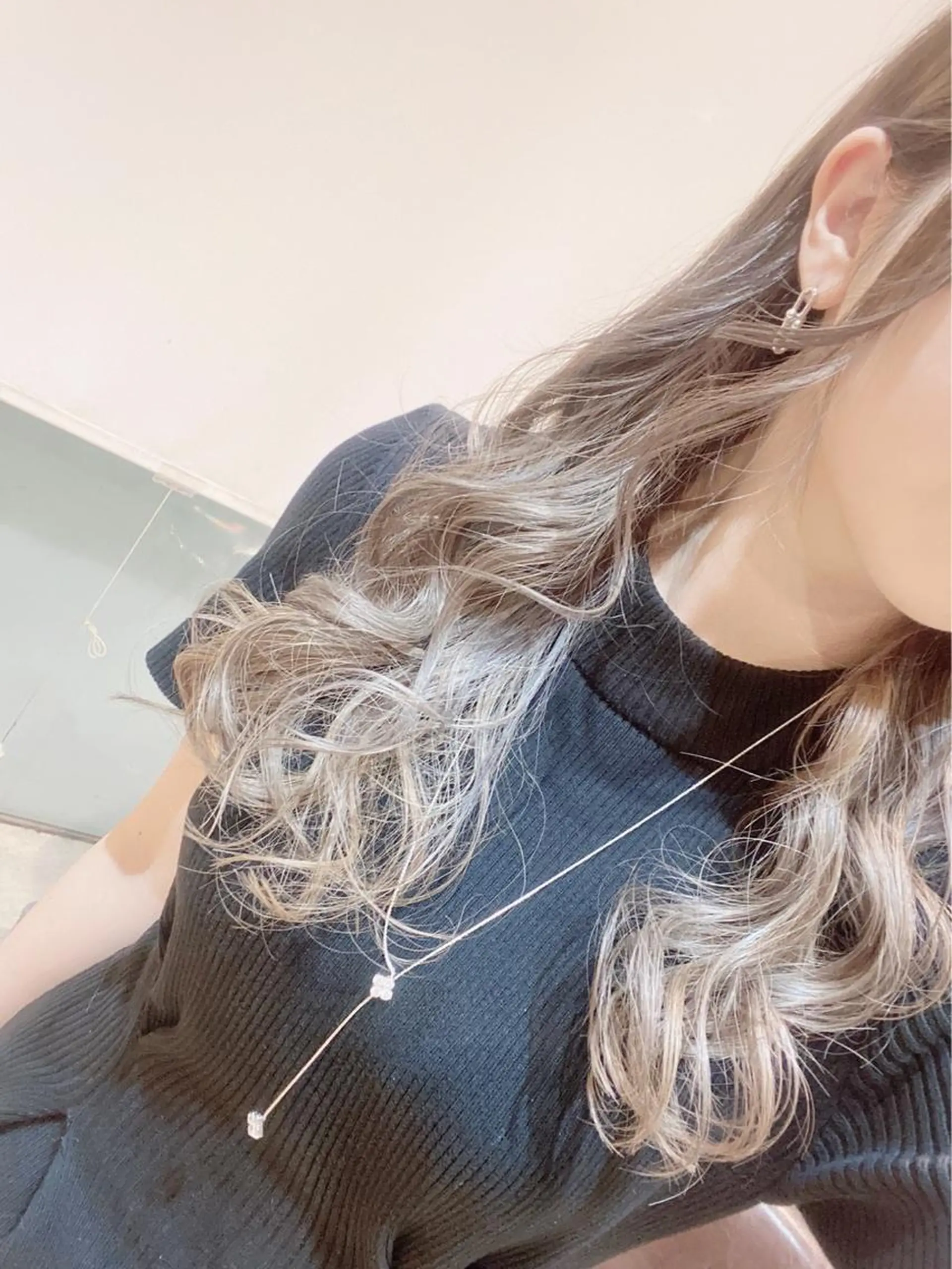 セミロング カラー 内野 友貴のヘアスタイル