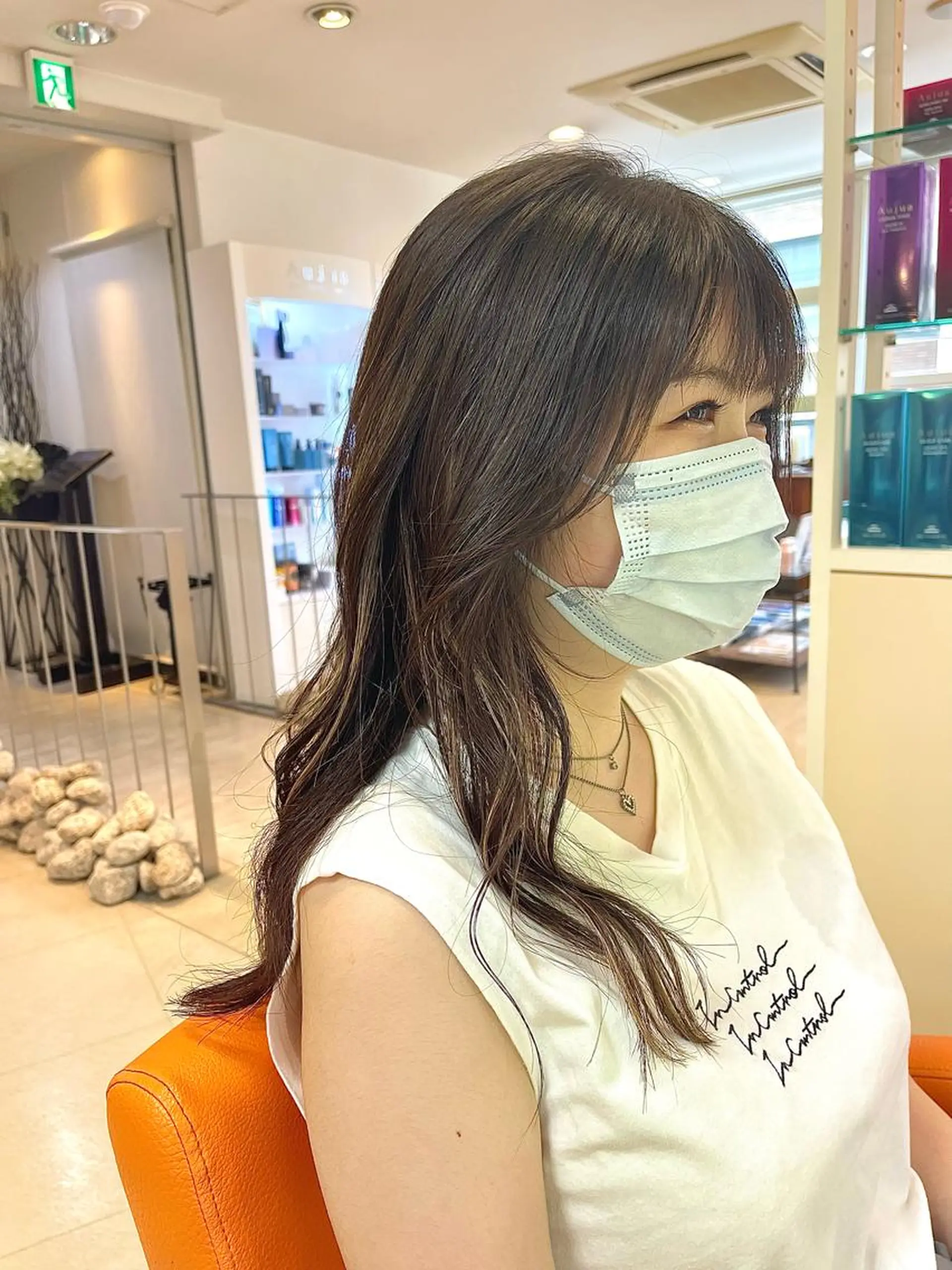 ロング カラー ヘアアレンジ 鶴﨑 美優亜のヘアスタイル