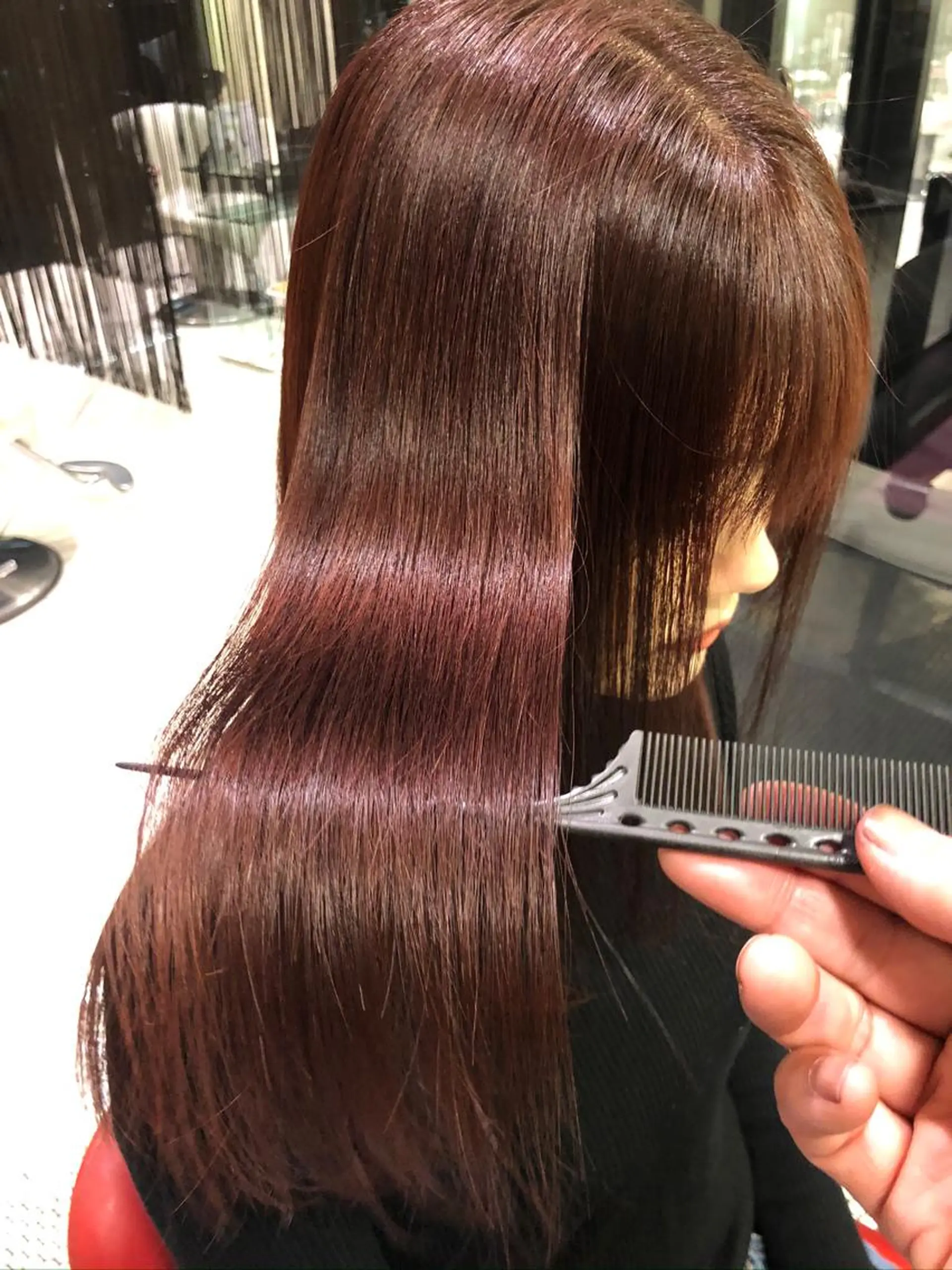 セミロング 縮毛矯正 圧倒的美髪ストレート ツダケイタロウのヘアスタイル