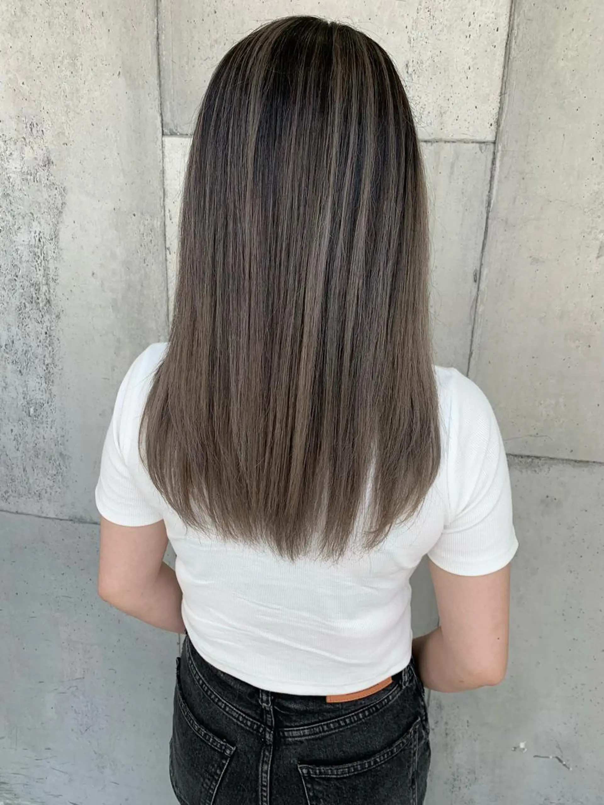 セミロング カラー ヘアアレンジ Mikuri 【Little】のヘアスタイル