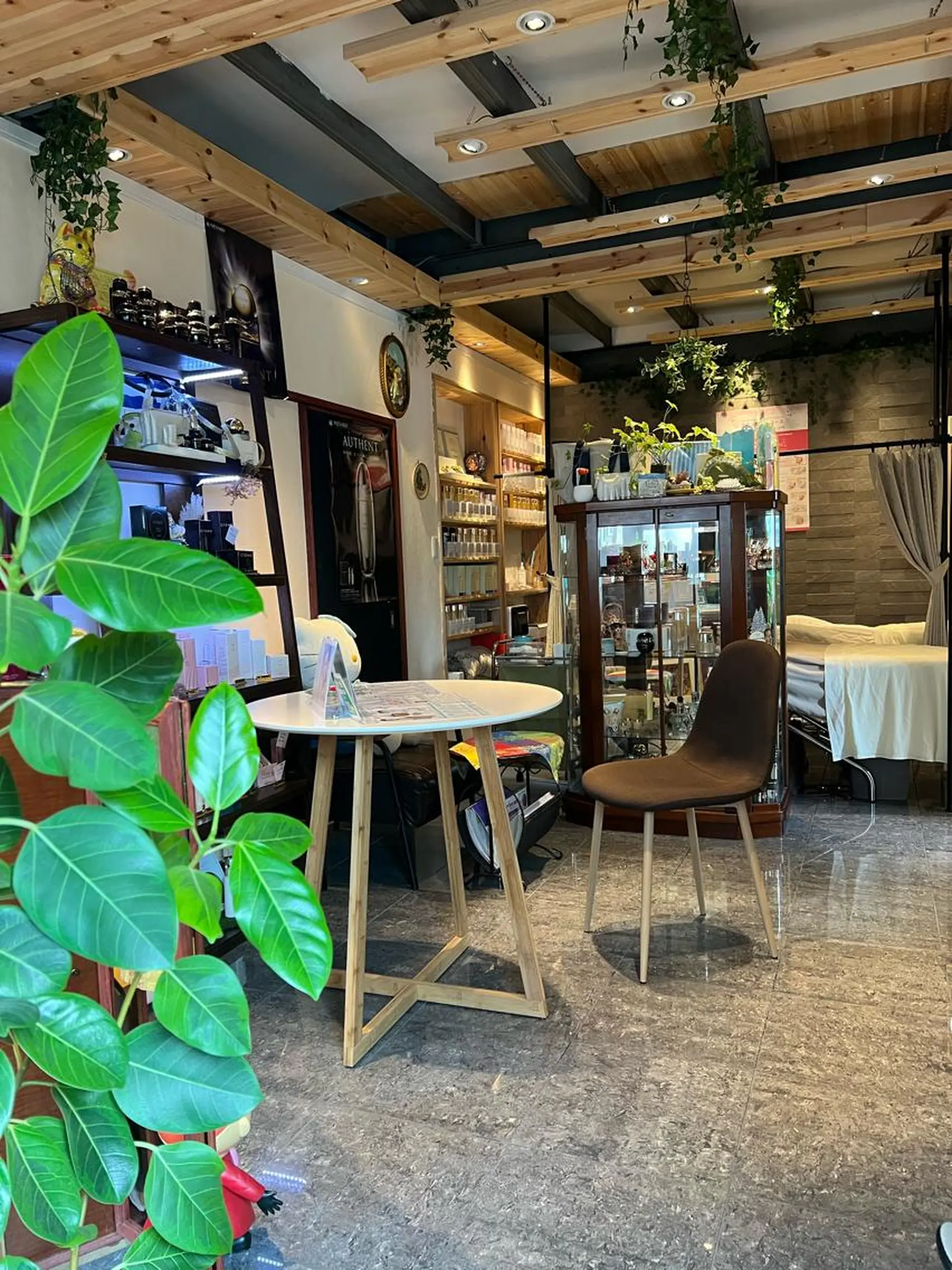 【安心ハンドテク】 メナード富田丘のエステ・リラクイメージ