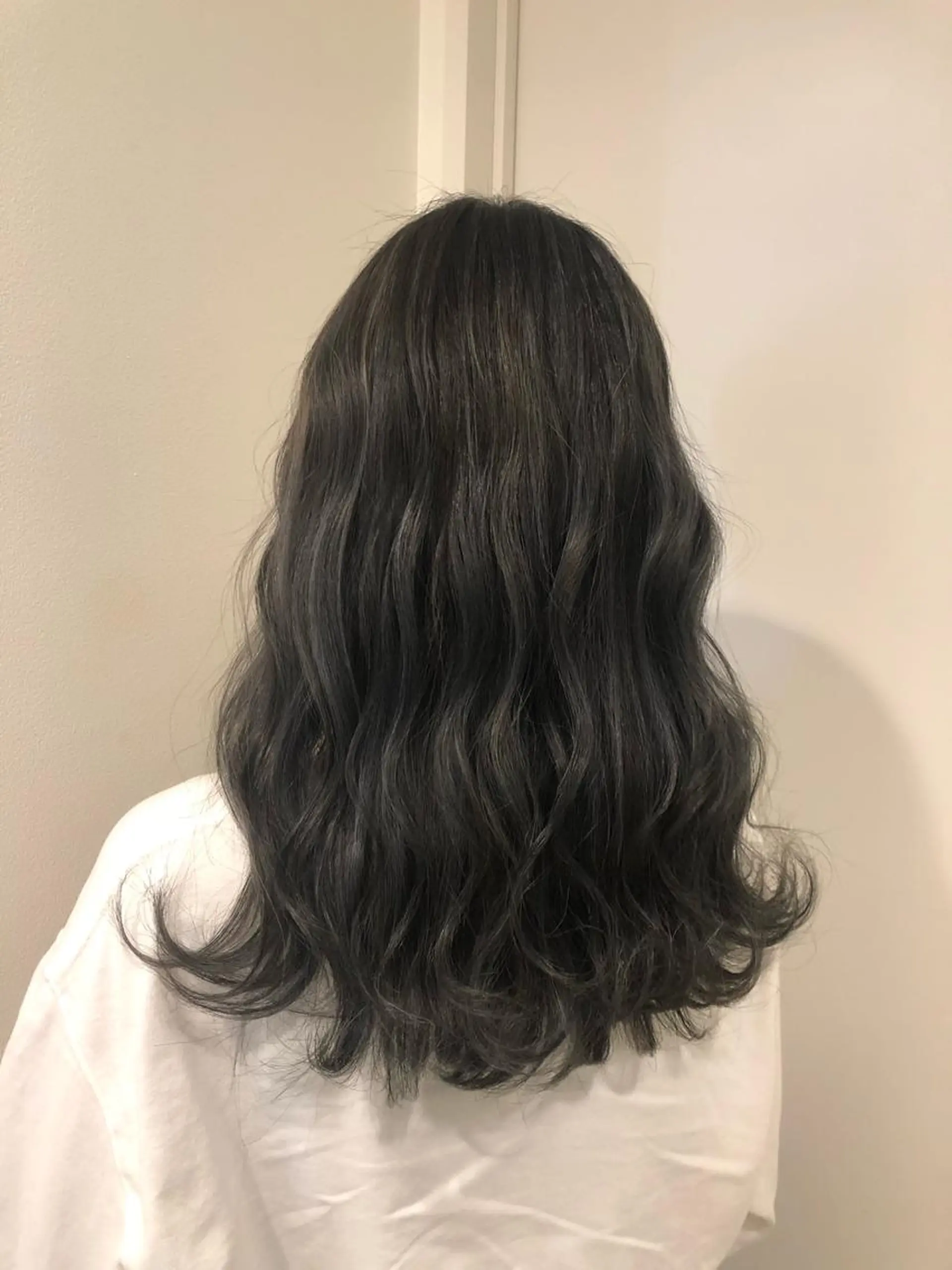 セミロング カラー ダブルカラー ハイライトカラー ハイライト カット ヘアカラー トリートメント 🧡艶髪ちゅるん髪 🫧🧡YUKI❄️のヘアスタイル