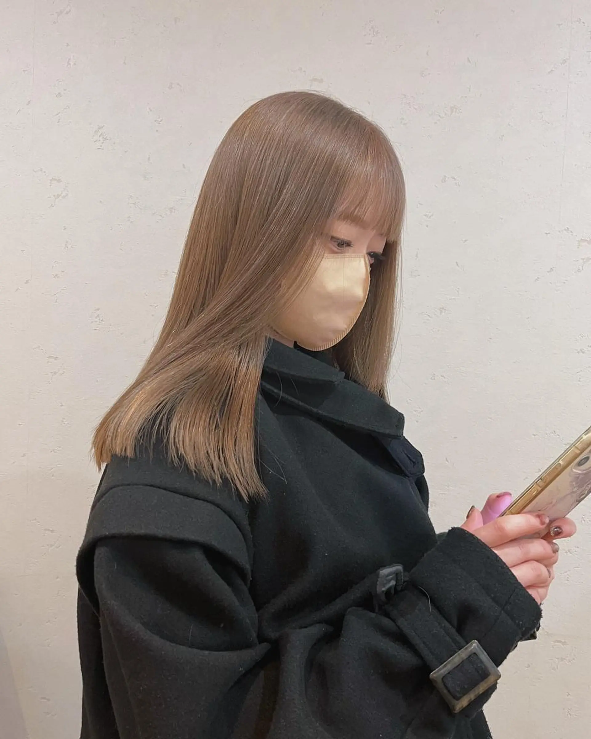 セミロング カット ヘアカラー 義本 風佳のヘアスタイル