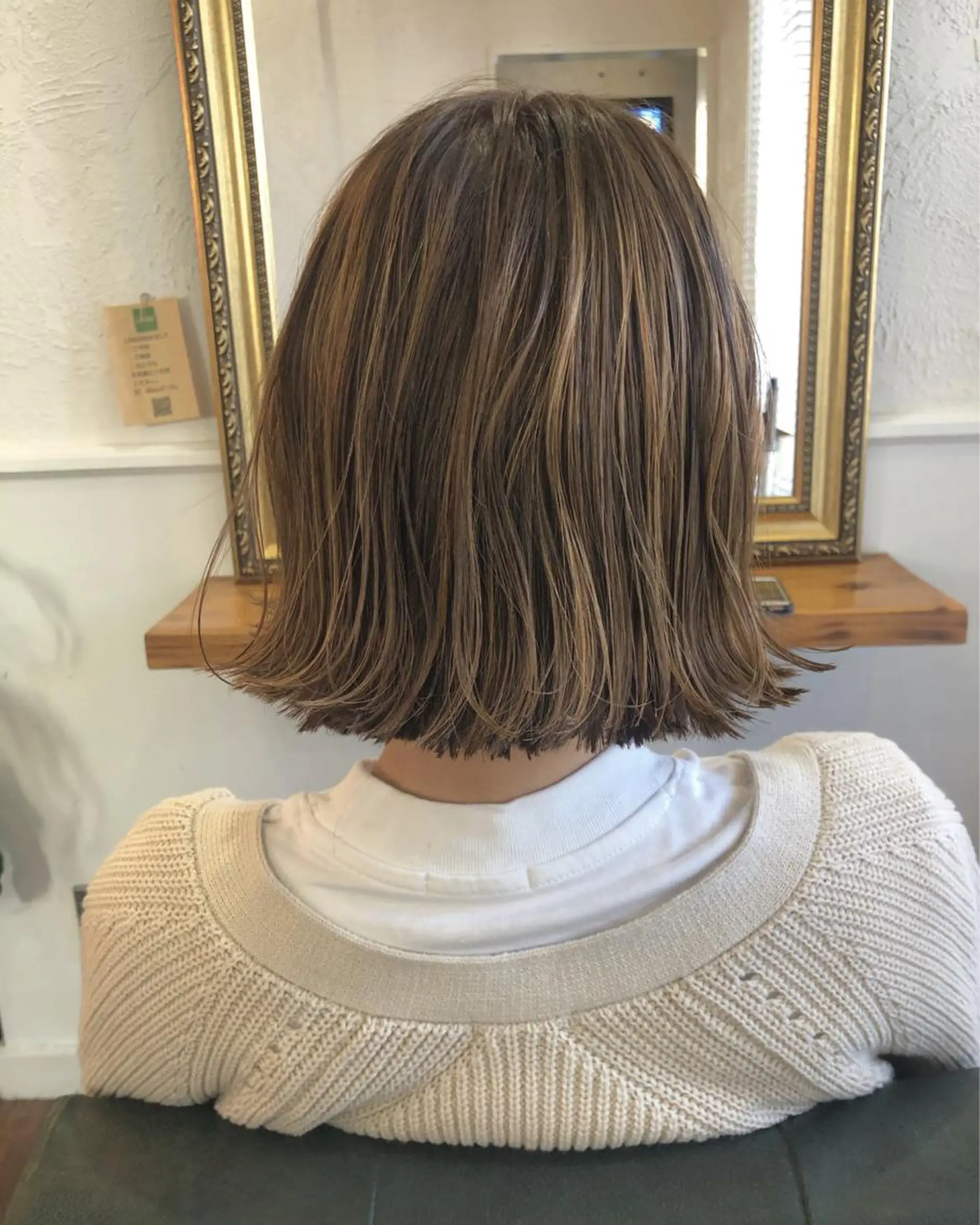 ショート カラー ハイライトカラー ハイライト カット ヘアカラー トリートメント 江原 彩華のヘアスタイル