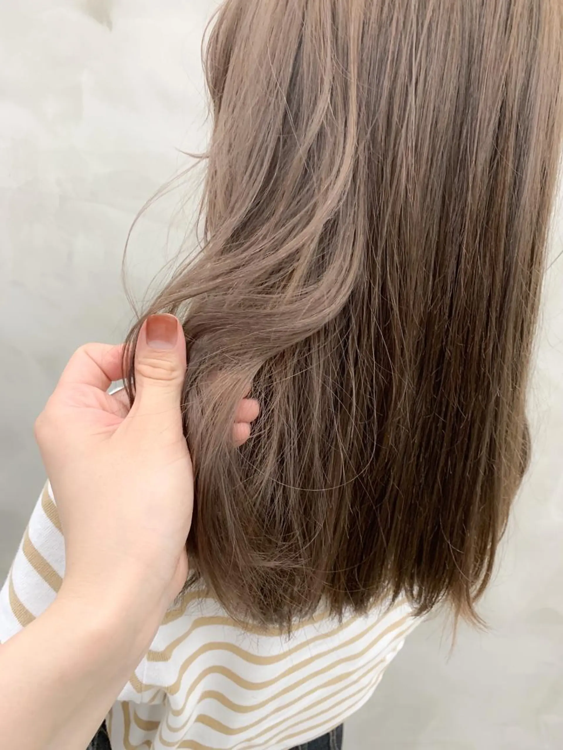 カラー ベージュカラー ブリーチ ダブルカラー ヘッドスパ (女性限定)🍋モエのヘアスタイル