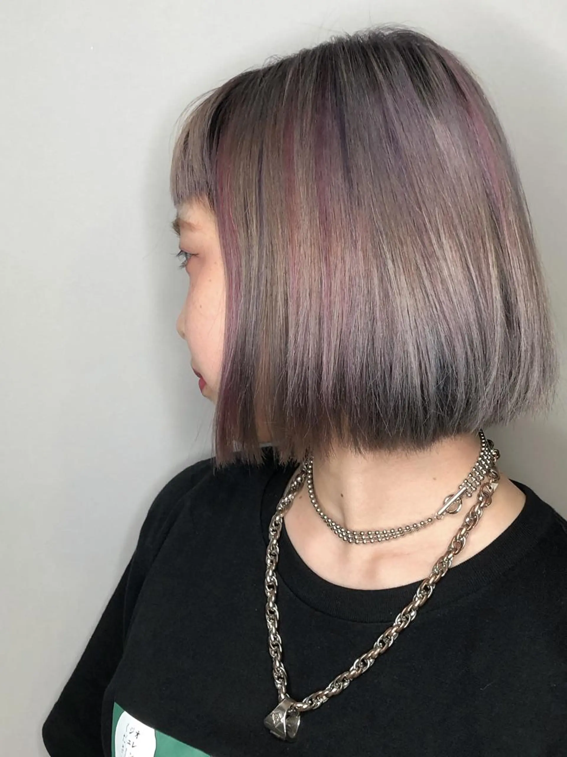 カラー ブリーチ 松本 明日可のヘアスタイル