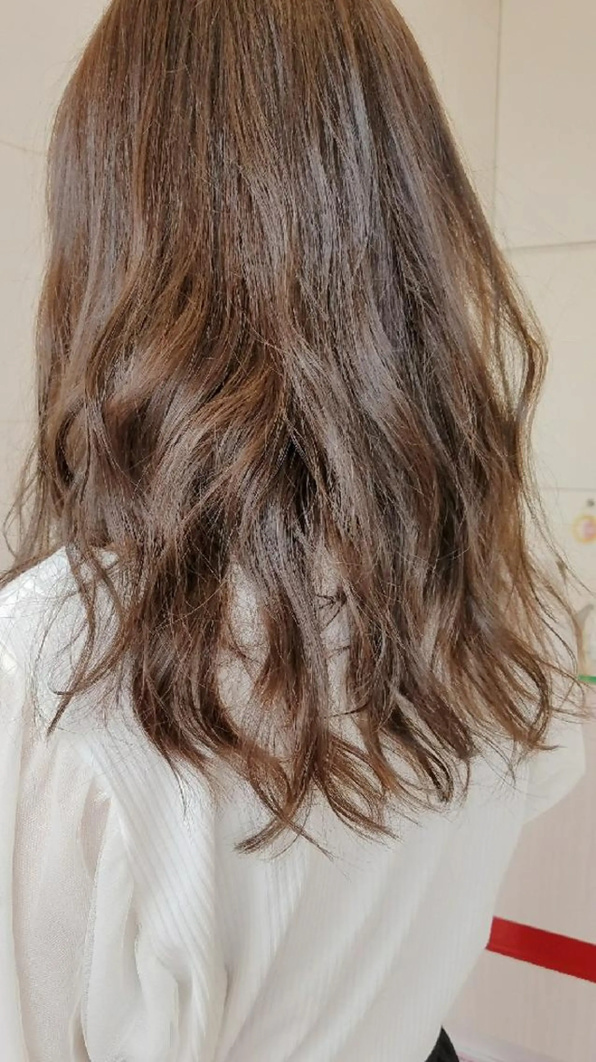 セミロング カラー アッシュ 透明感カラー イルミナカラー ラベンダーカラー ラベンダーアッシュ 中村 真依のヘアスタイル