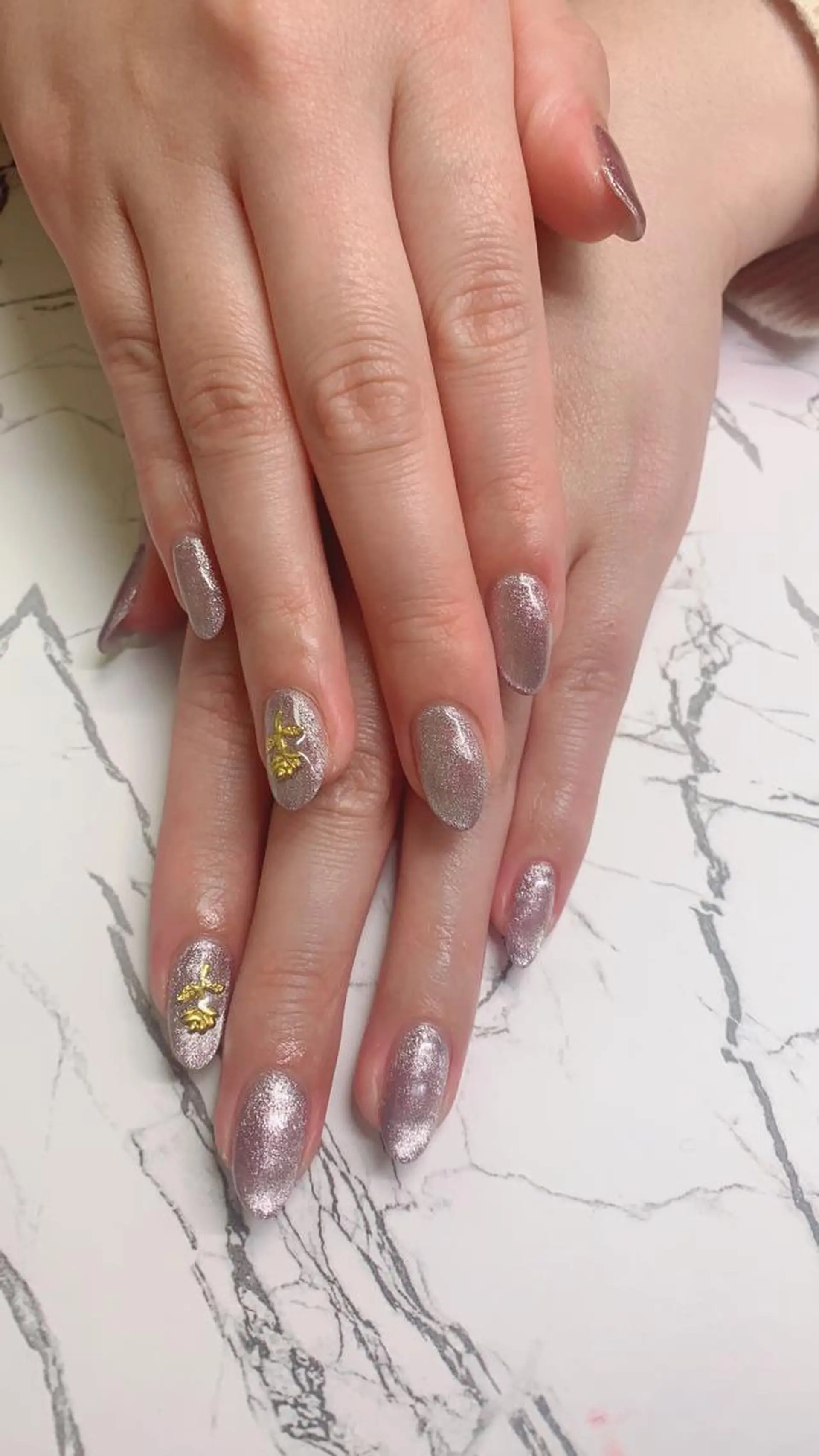 ネイル はな💎ネイル ワンホン、長さ出しのネイルデザイン