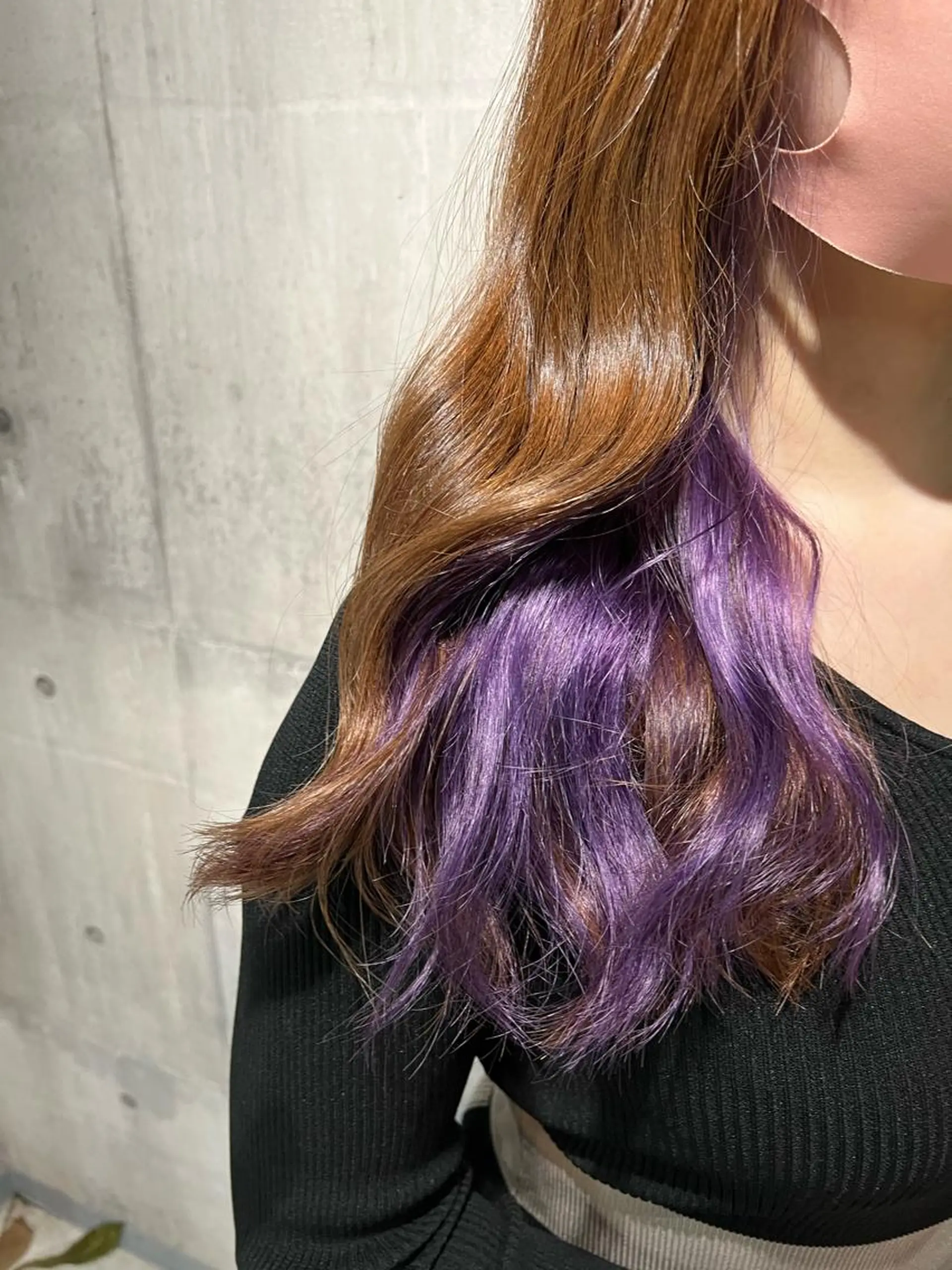 ミディアム カラー パープルカラー mimiiy梅田 中崎町ハイトーンのヘアスタイル