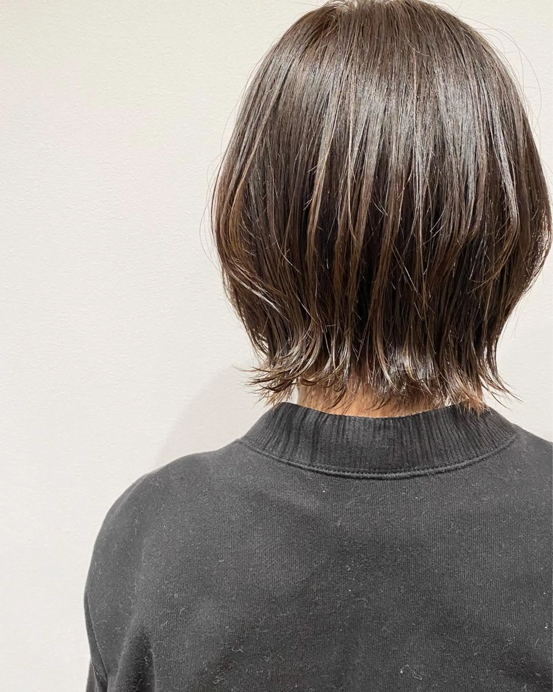 ショート ヘアカラー トリートメント MYRTLE TSUNODAのヘアスタイル