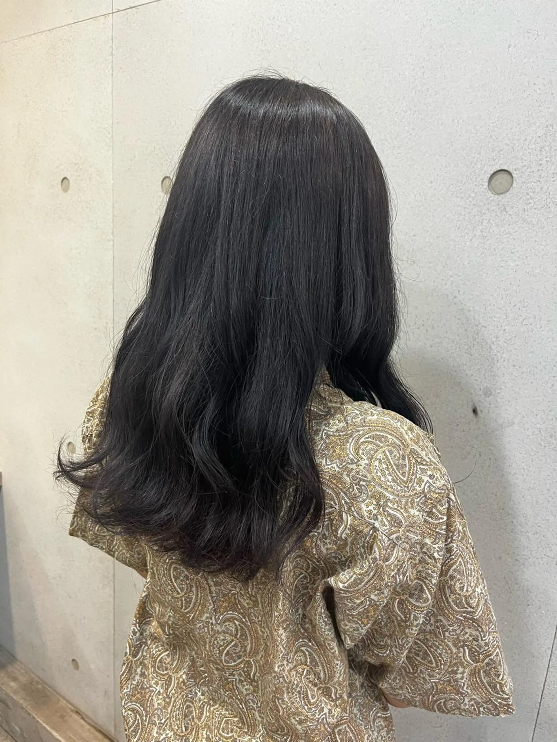 セミロング おせ ちさとのヘアスタイル