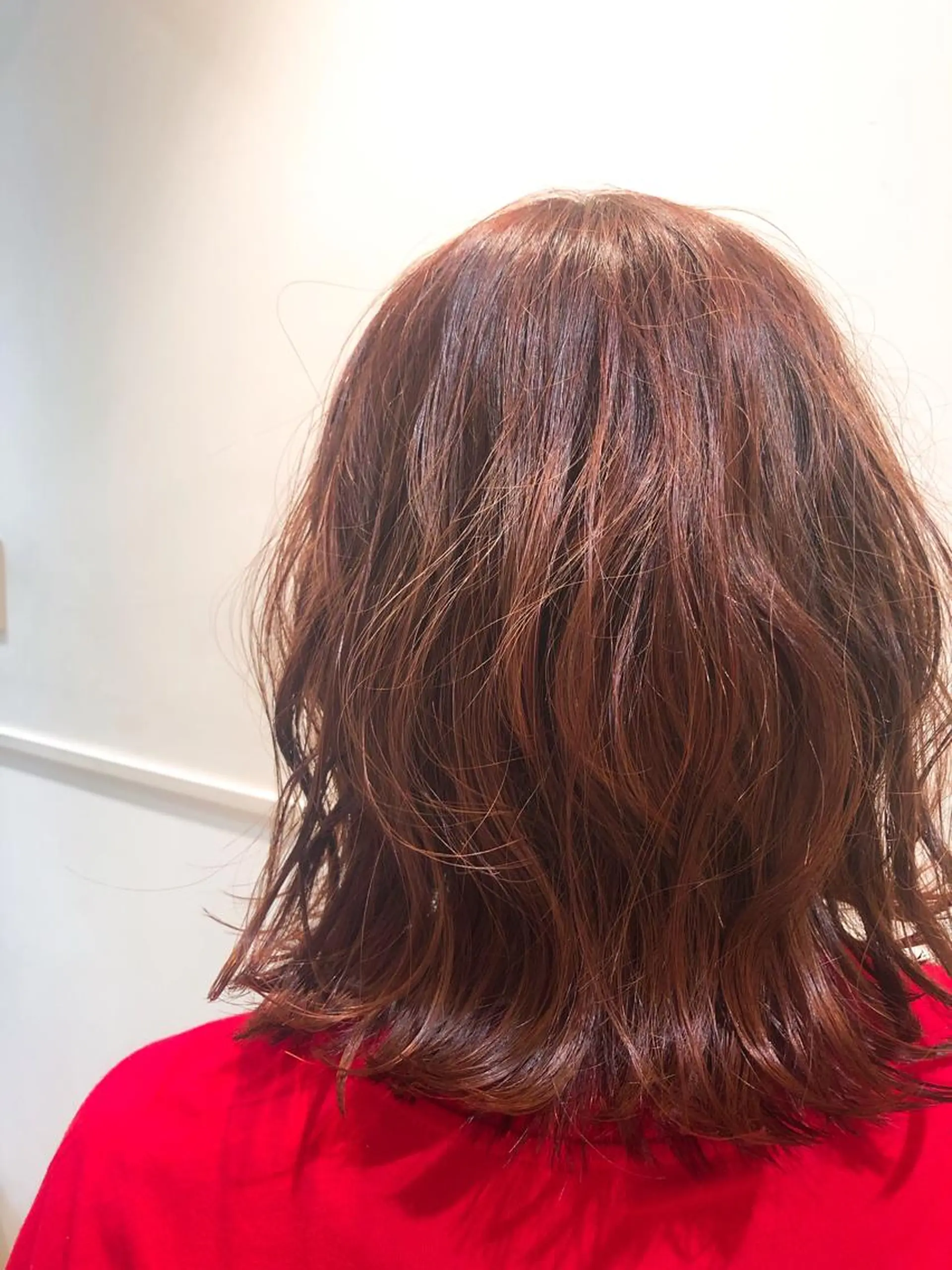 ミディアム ヘアカラー トリートメント 似合う髪型が 分からない方へのヘアスタイル