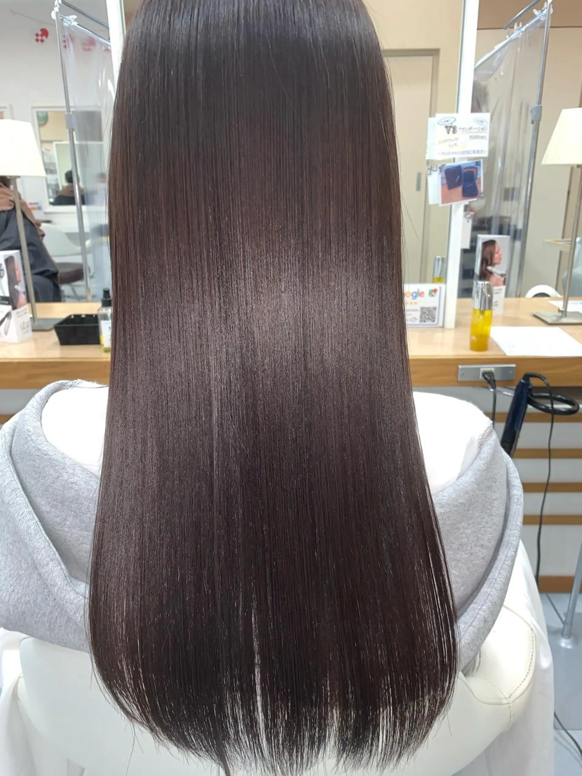 ロング カラー パーマ 髪質改善 縮毛矯正 ヘアカラー 縮毛矯正 トリートメント 髪質改善/縮毛矯正 /ブリーチ矯正/岡部のヘアスタイル