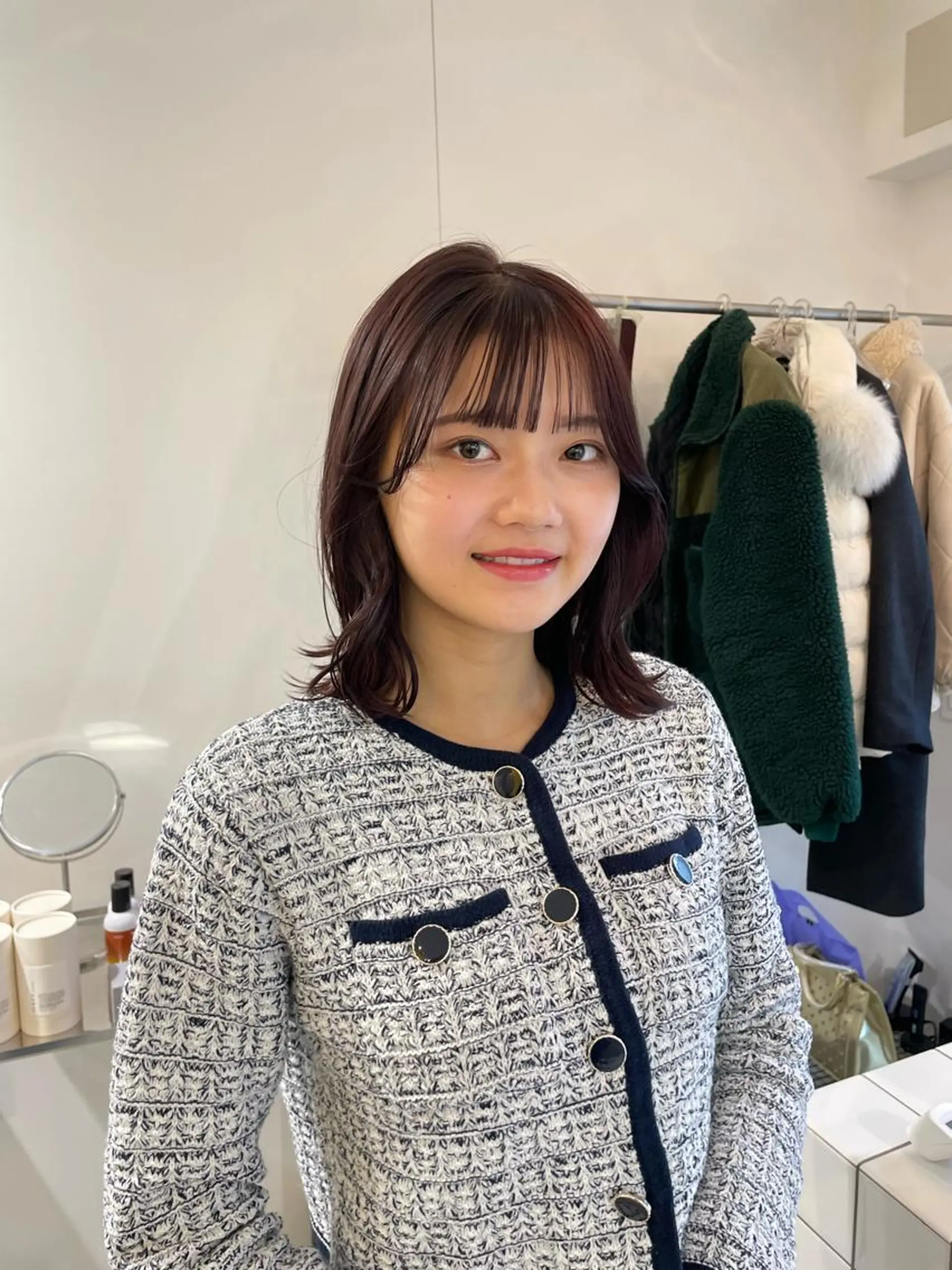 ミディアム カラー Koto🌿 ブリーチなしカラーのヘアスタイル