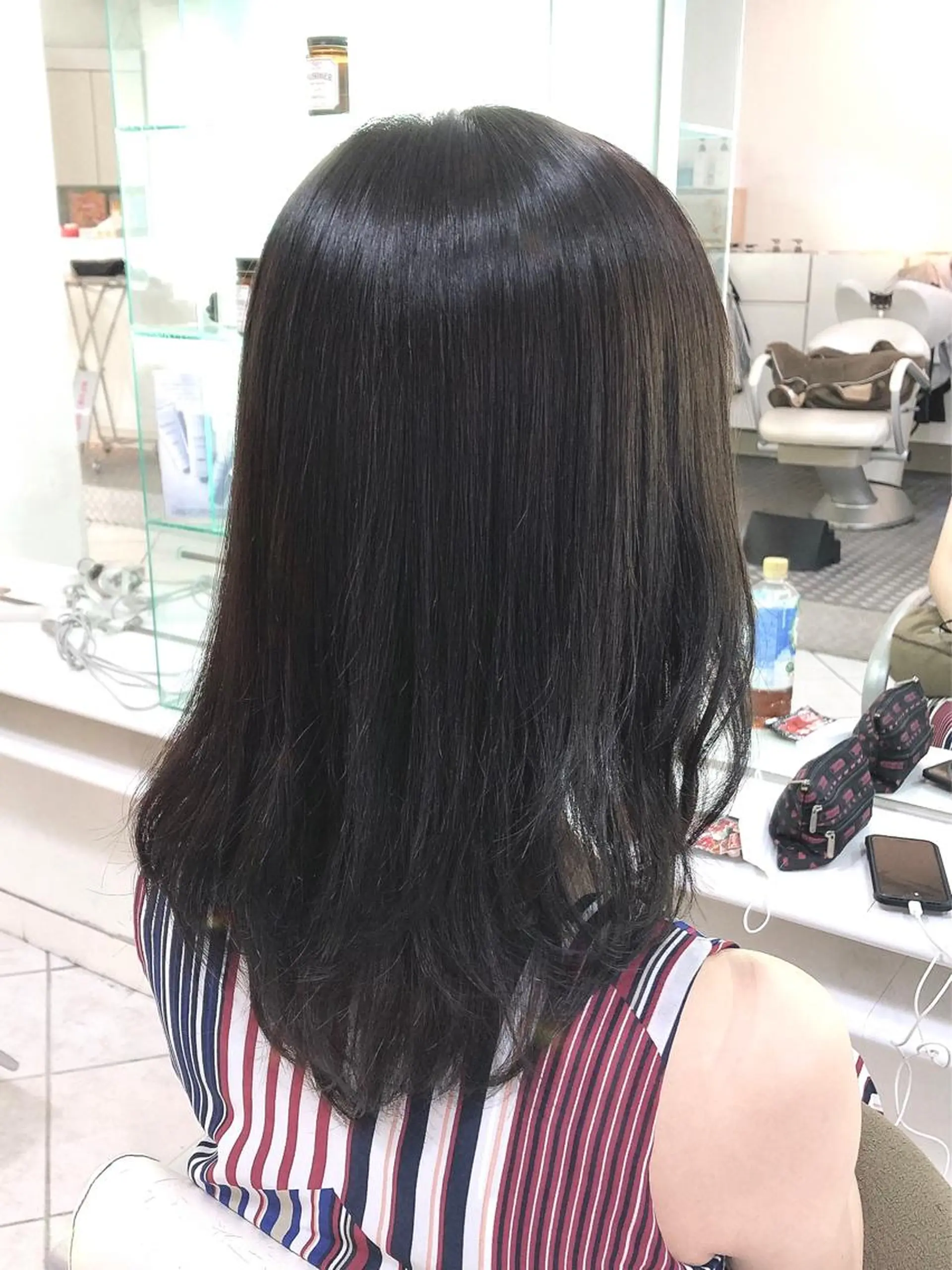 セミロング カラー パーマ 保住 亮太のヘアスタイル