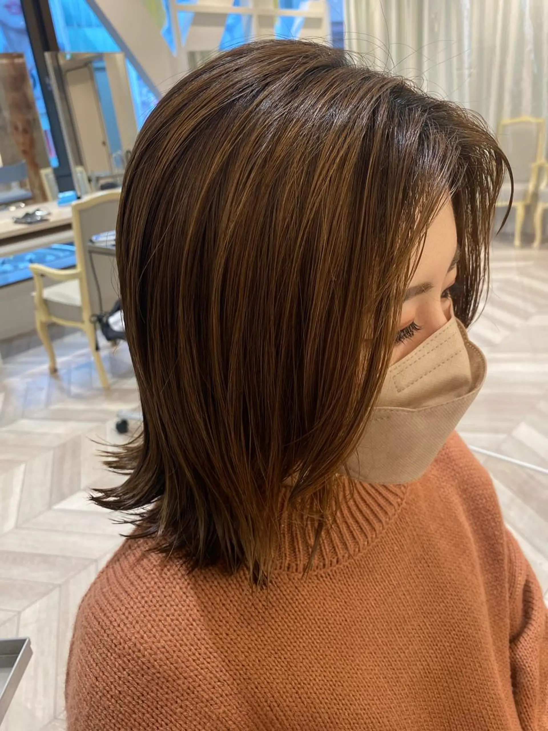 ミディアム 小顔レイヤー/ ベージュ🤍Rieのヘアスタイル