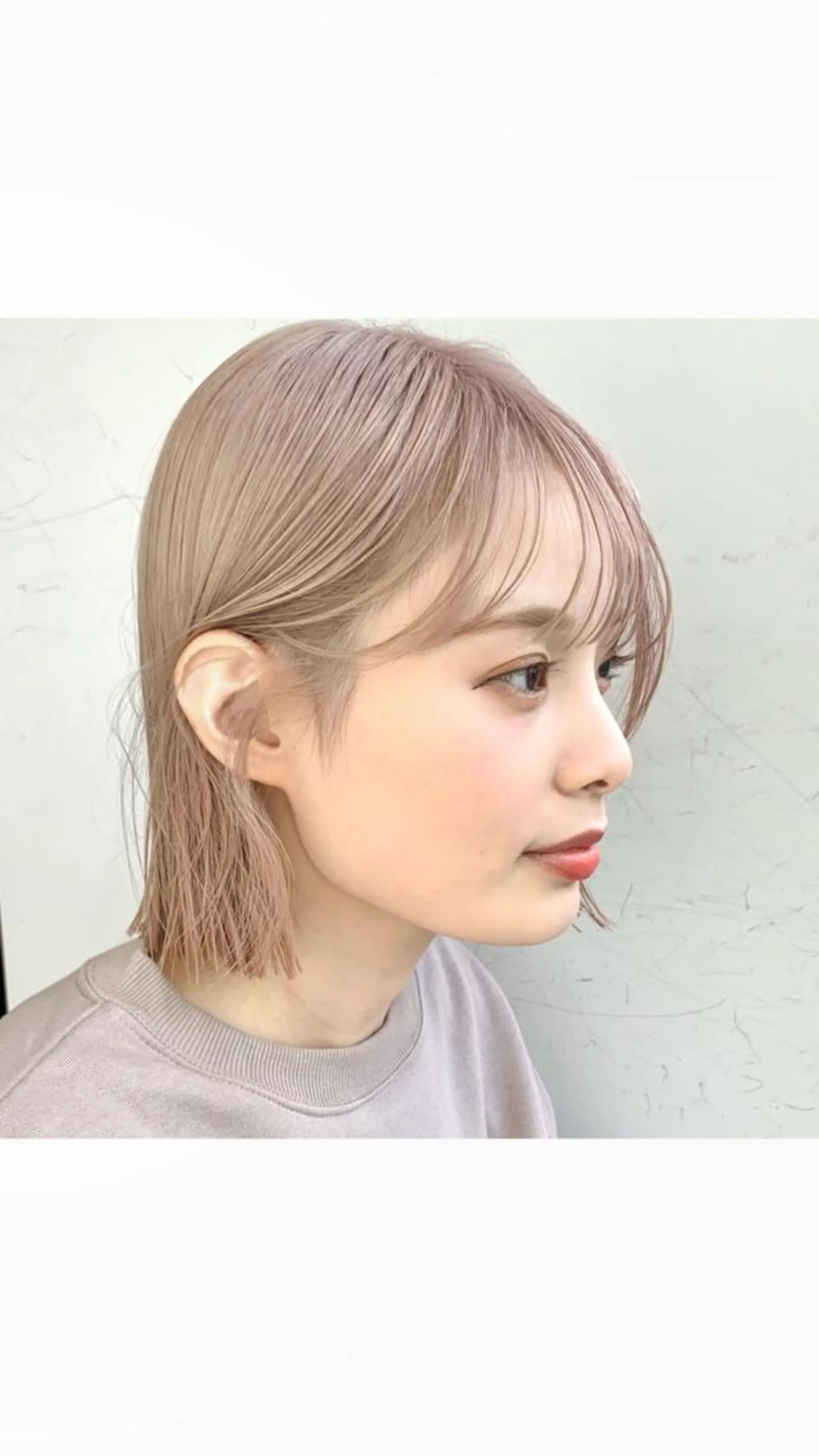 ミディアム カラー パーマ ヘアアレンジ ベージュカラー 透明感カラー グレージュ ボブ カット ヘアカラー トリートメント レイヤー専門家 ダブルカラー修のヘアスタイル
