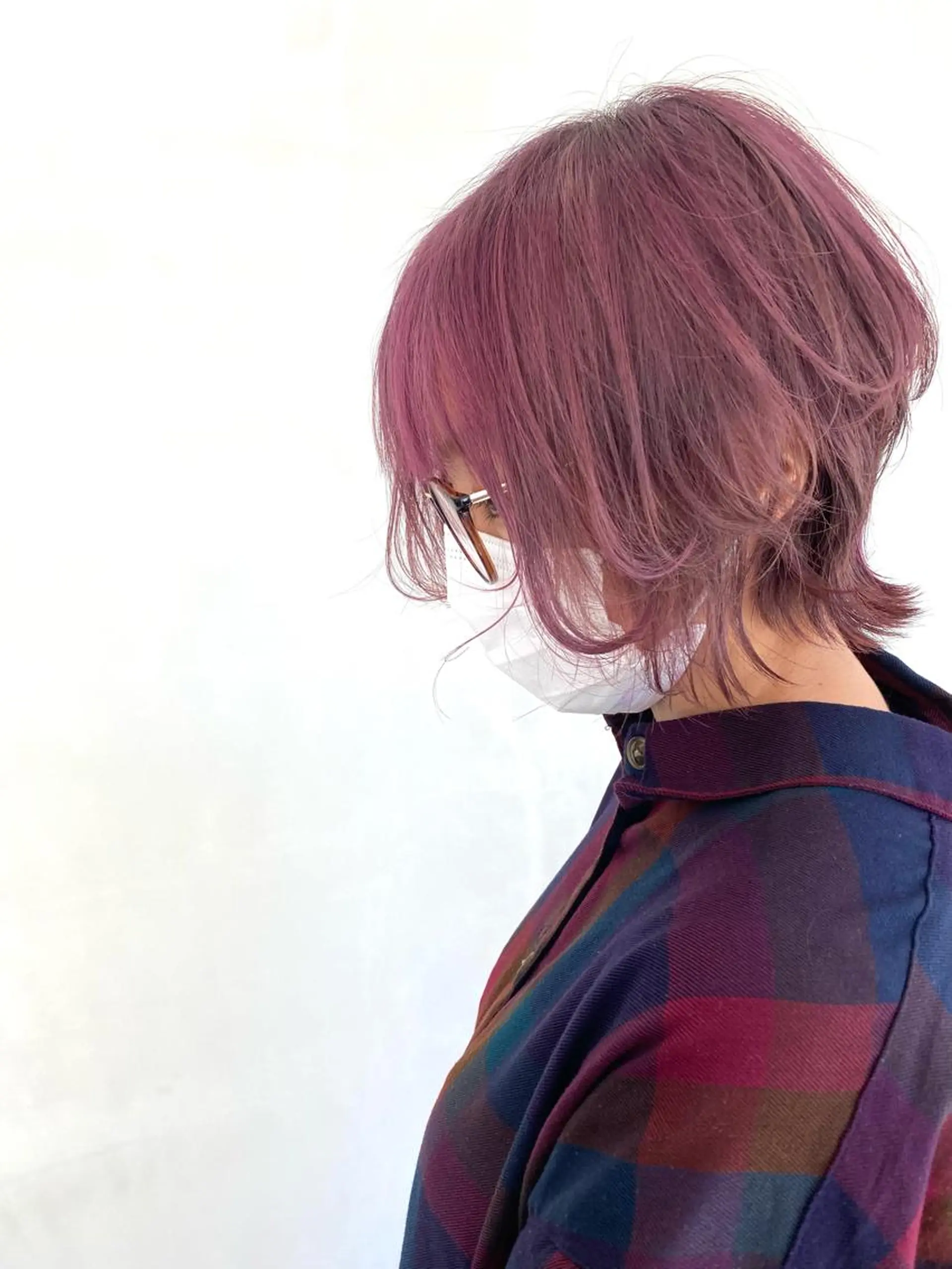 ショート カラー パープルカラー ボブ ショートヘア ウルフカット 谷合 貴志のヘアスタイル